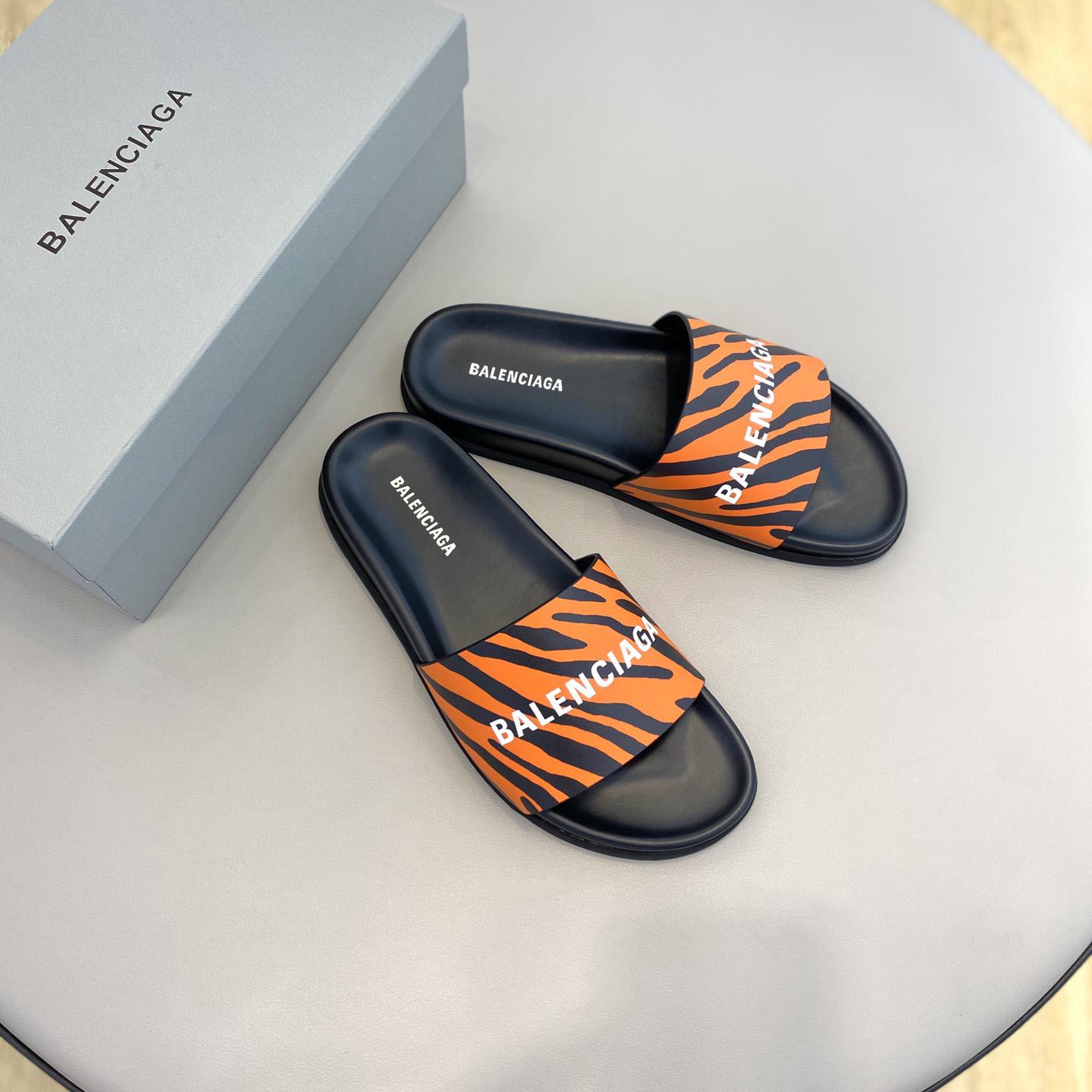 Balenciaga Pool Slide Sandal  - EUR FASHION