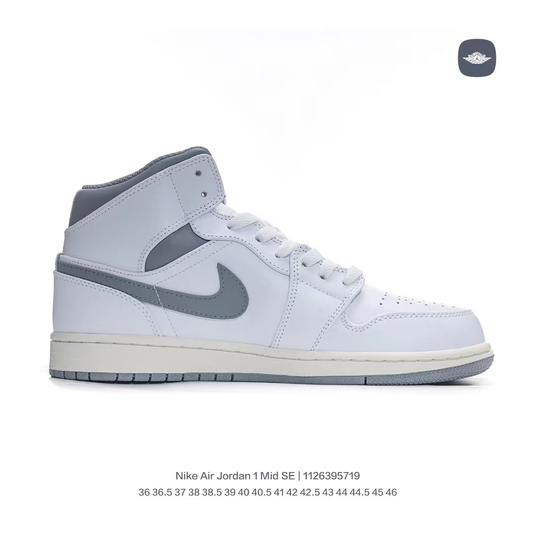 Nike Air Jordan 1 Mid SE Sneakers         554724-135 - EUR FASHION