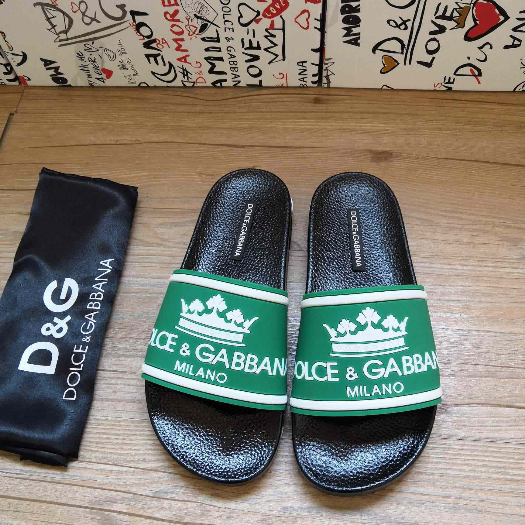 Dolce & Gabbana Logo Slides - EUR FASHION