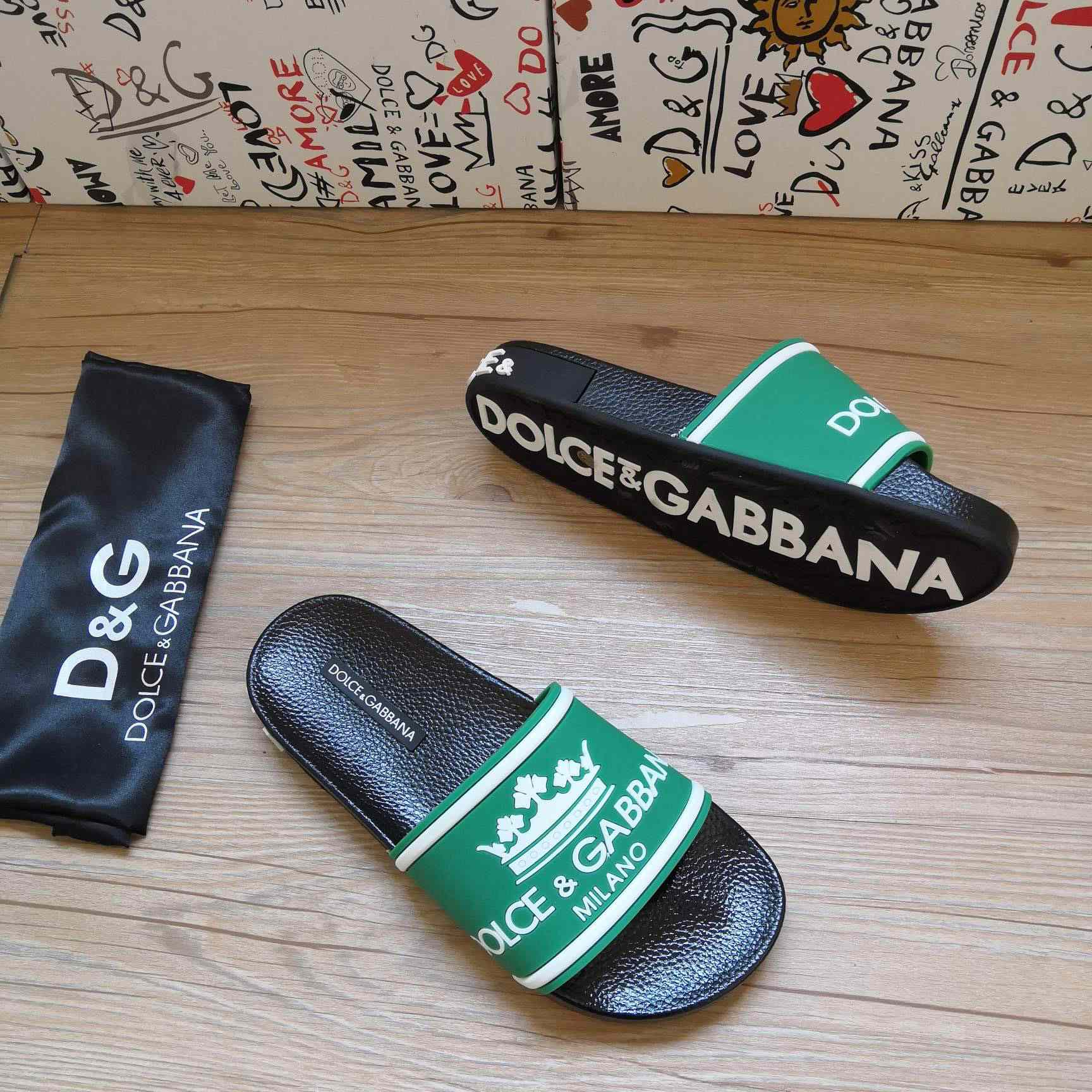 Dolce & Gabbana Logo Slides - EUR FASHION