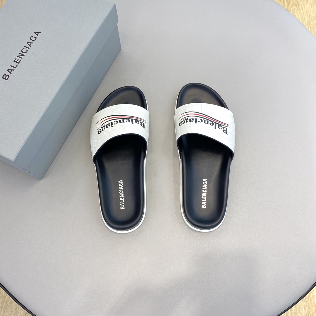 Balenciaga Pool Slide Sandal  - EUR FASHION