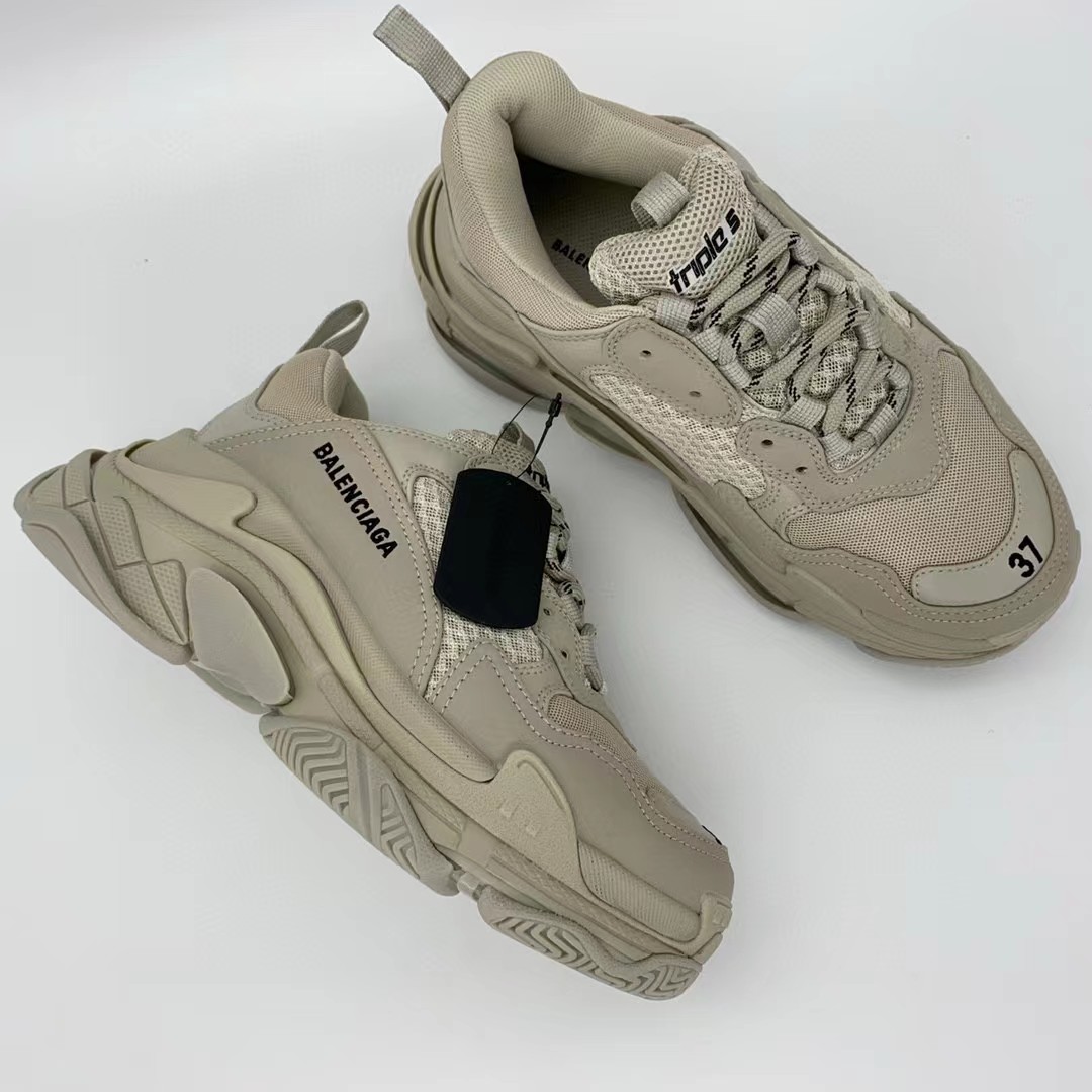 Balenciaga Triple S Sneaker  - EUR FASHION