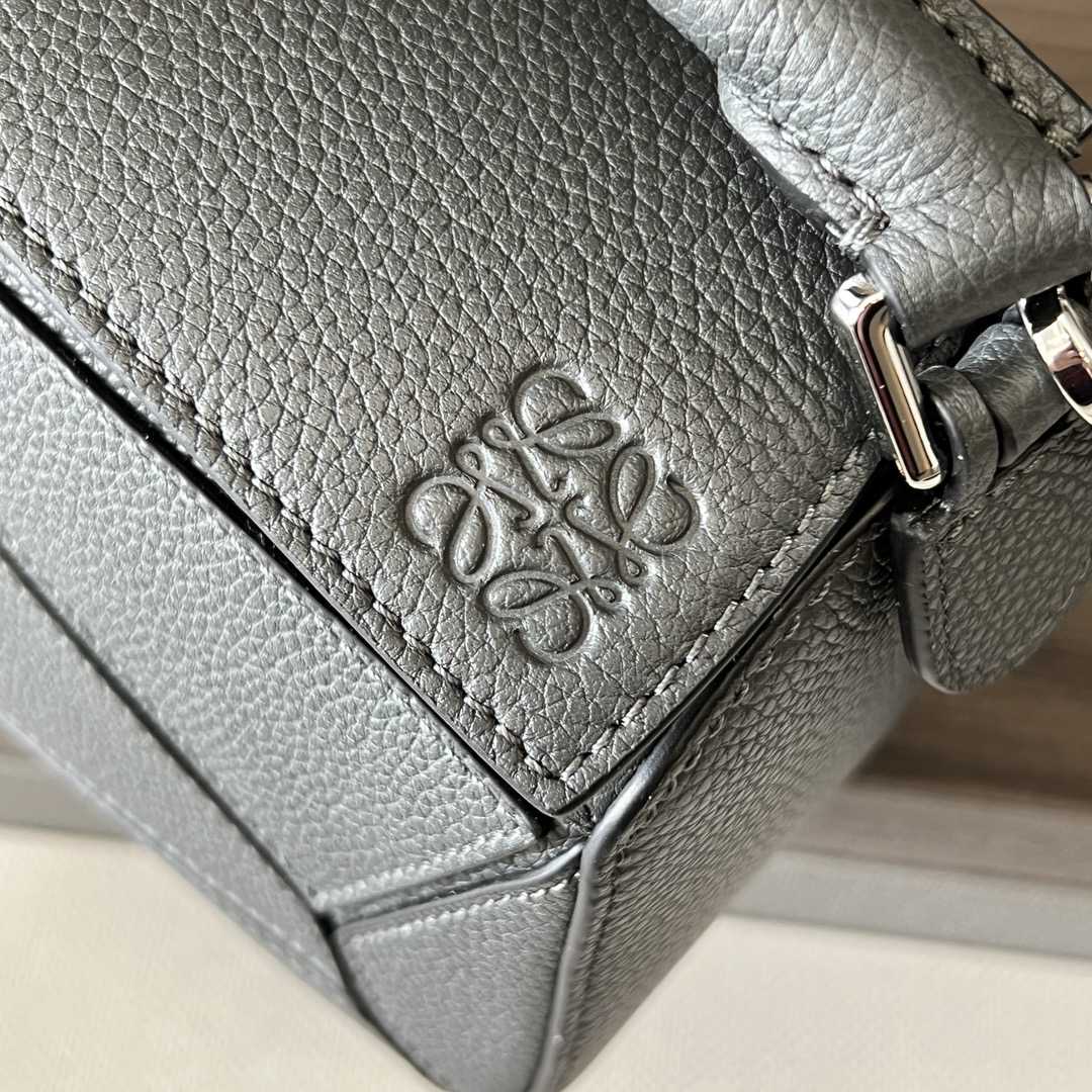 Loewe Small Puzzle Bag In Soft Grained Calfskin Grey Color - EUR FASHION