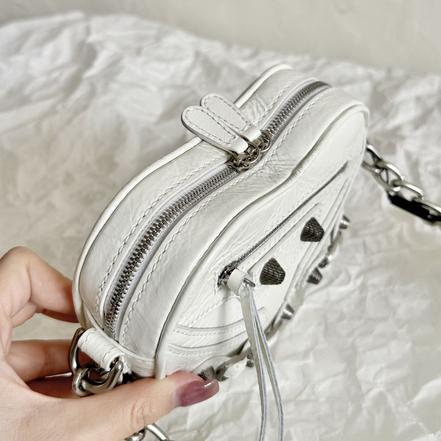 Balenciaga Le Cagole Heart Mini Bag In Optic White (16-12.7-4.5cm) - EUR FASHION