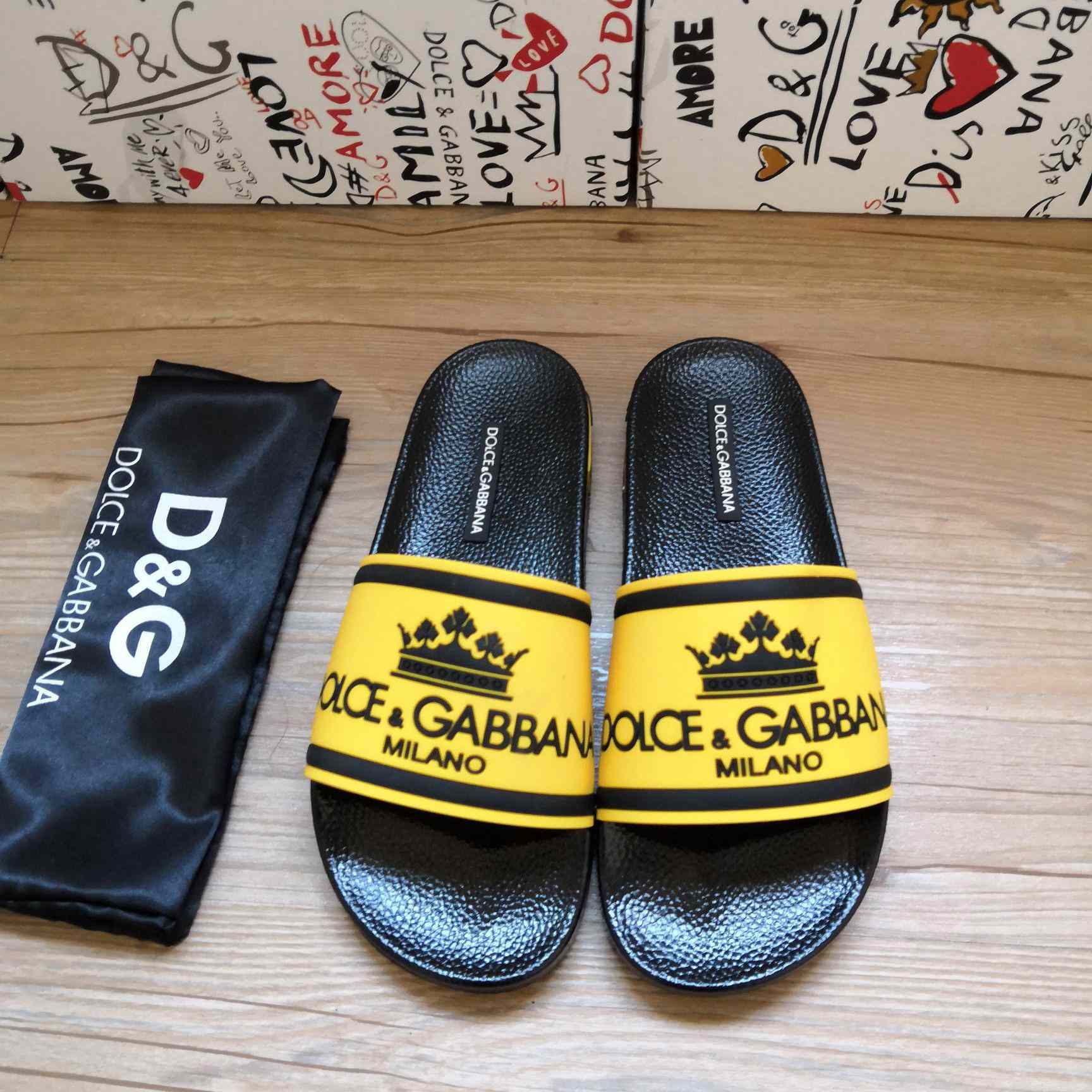 Dolce & Gabbana Logo Slides - EUR FASHION