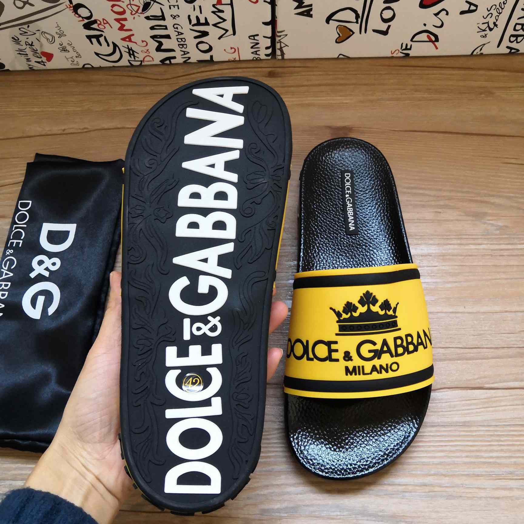 Dolce & Gabbana Logo Slides - EUR FASHION