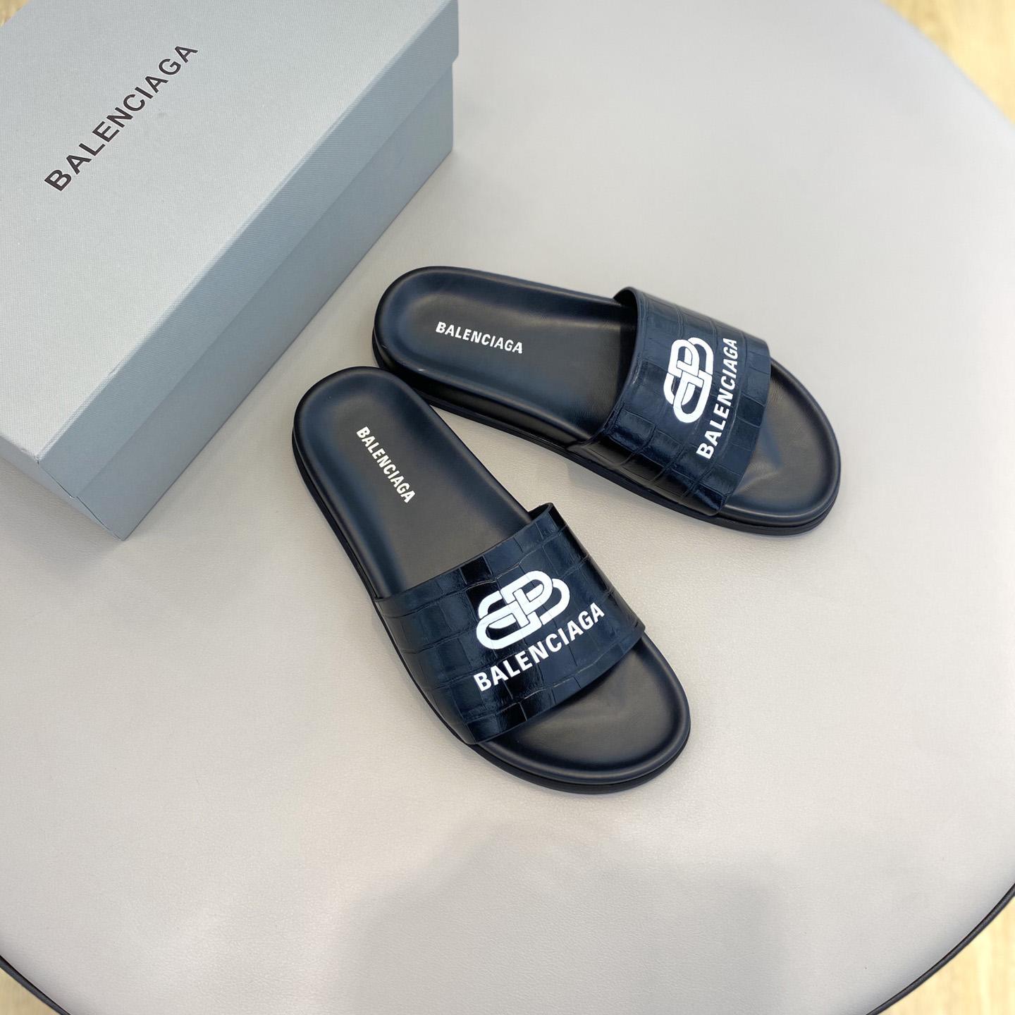 Balenciaga Pool Slide Sandal  - EUR FASHION