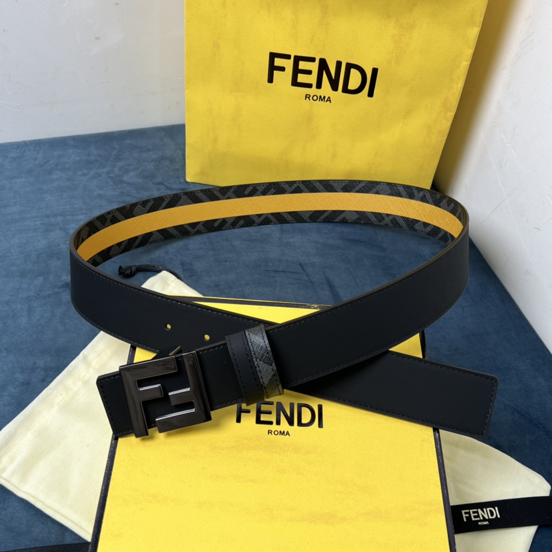 Fendi Reversible Black Leather Belt  - EUR FASHION