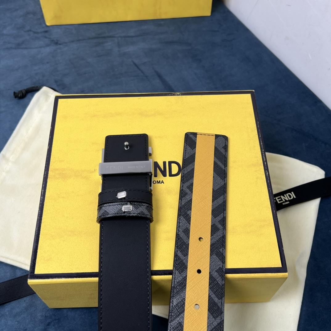 Fendi Reversible Black Leather Belt  - EUR FASHION