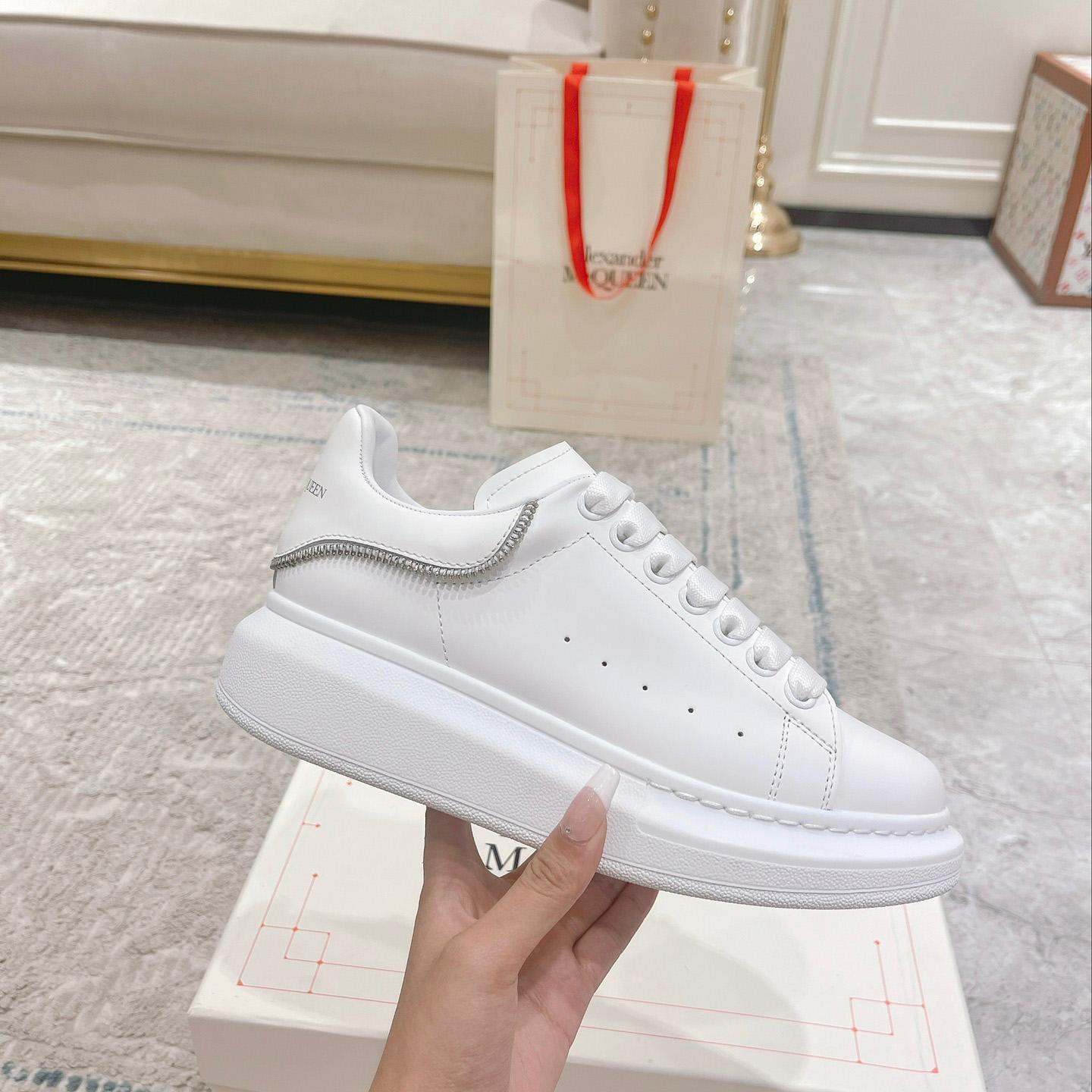 Alexander Mqueen Oversized Sneaker In White - EUR FASHION