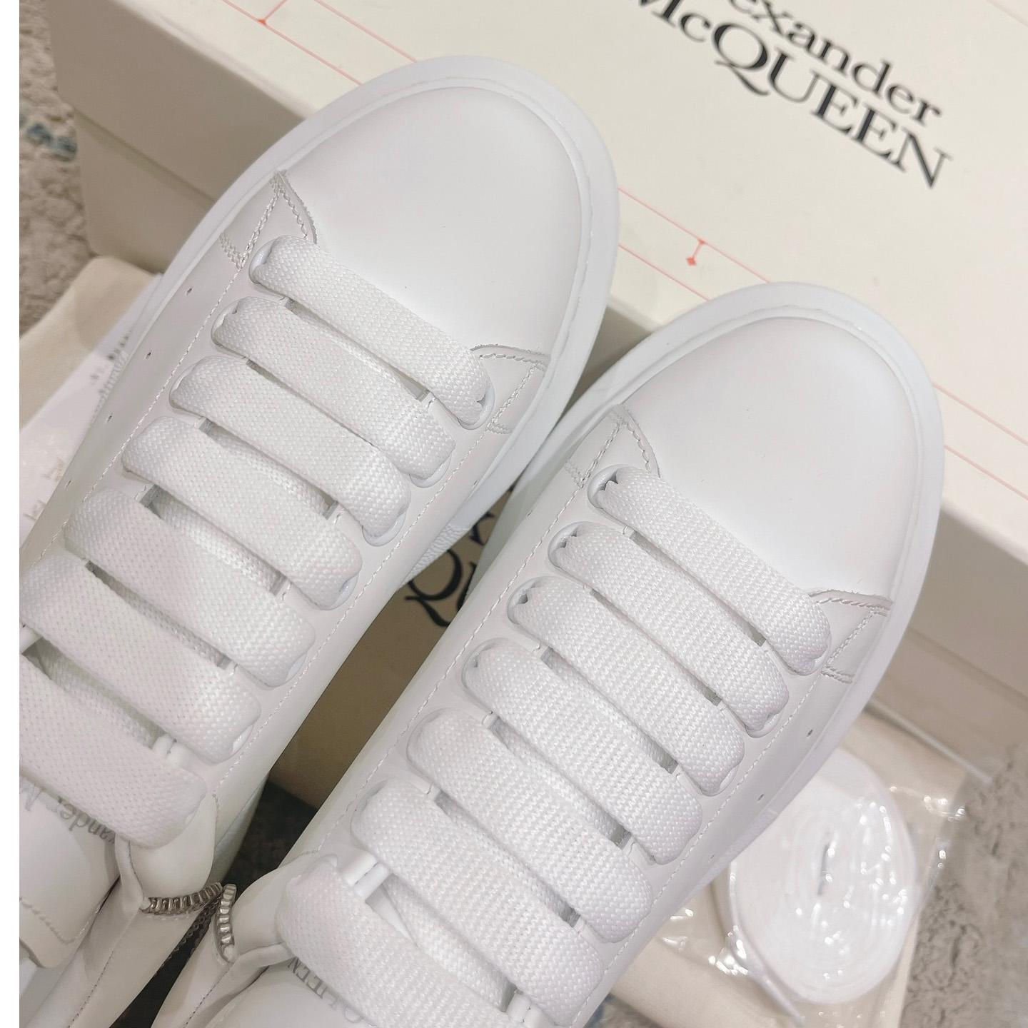 Alexander Mqueen Oversized Sneaker In White - EUR FASHION