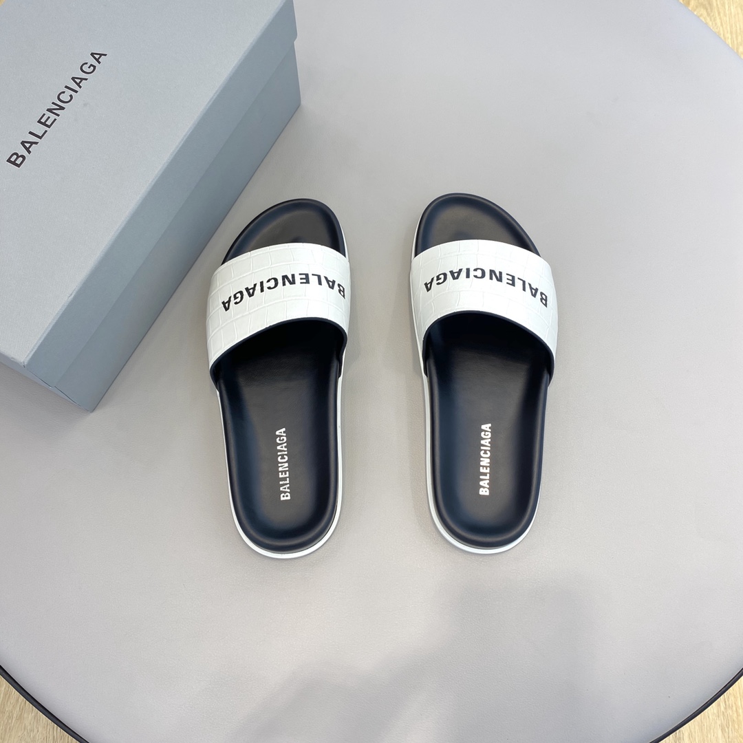 Balenciaga Pool Slide Sandal  - EUR FASHION