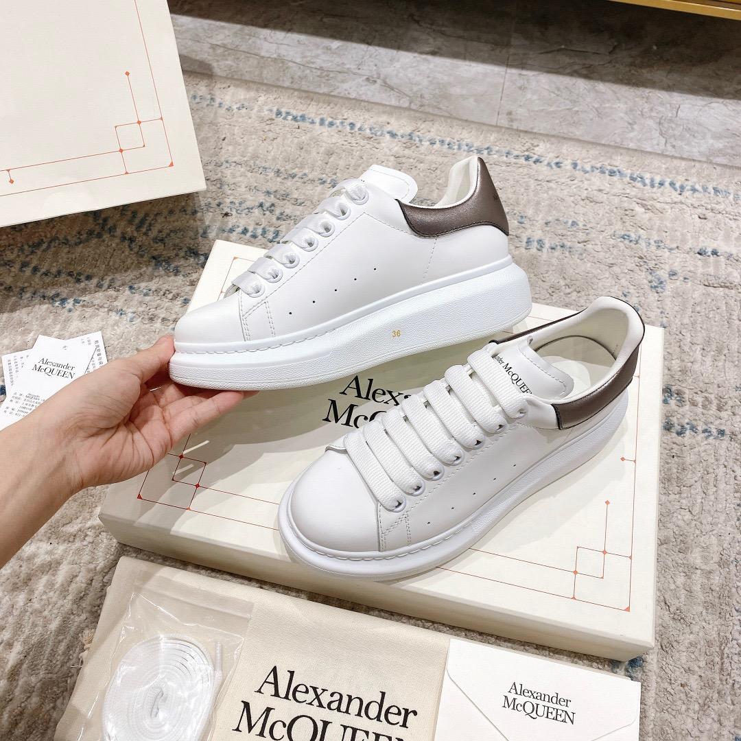 Alexander Mqueen Oversized Sneaker In White - EUR FASHION