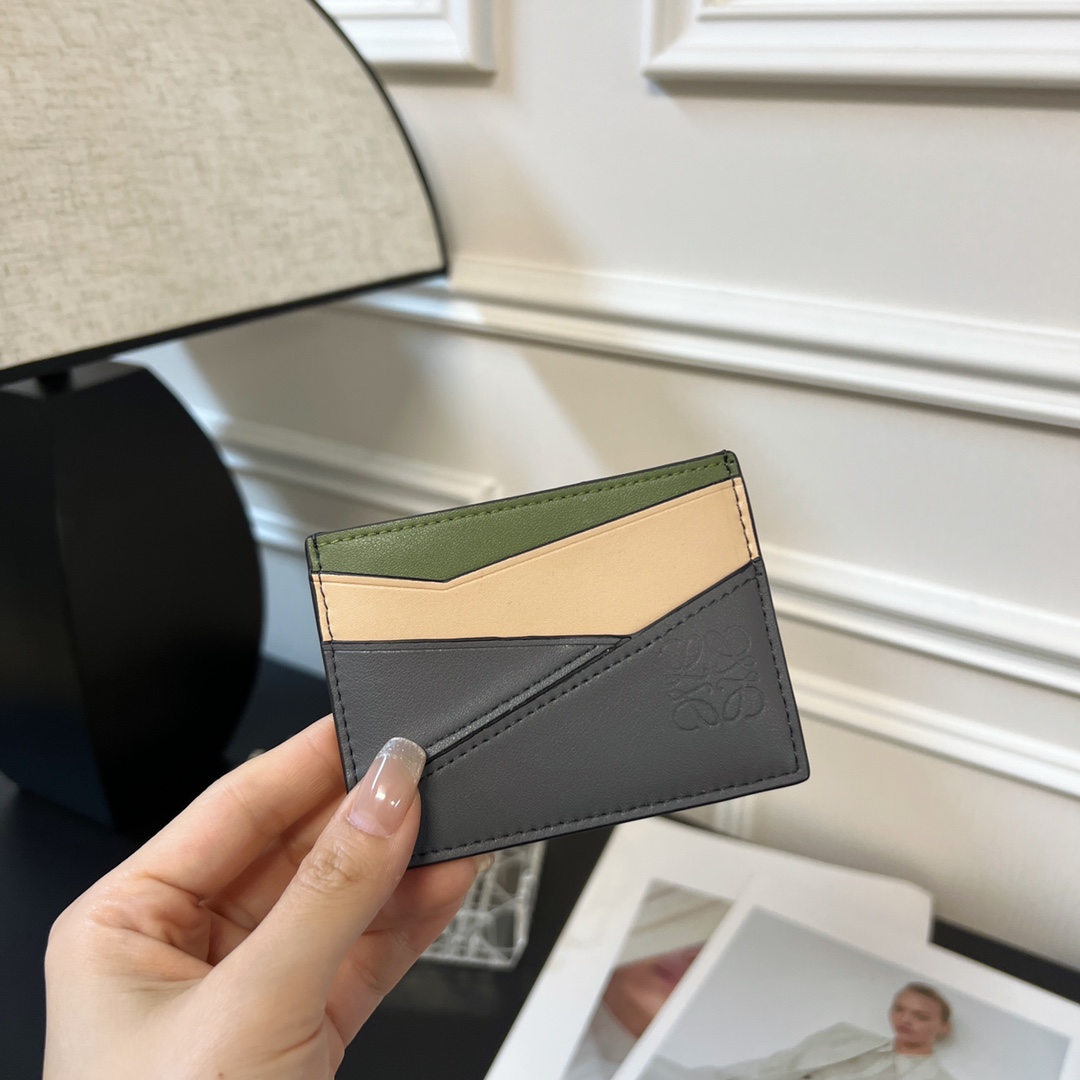 Loewe Puzzle Plain Cardholder (10x7.5cm) - EUR FASHION