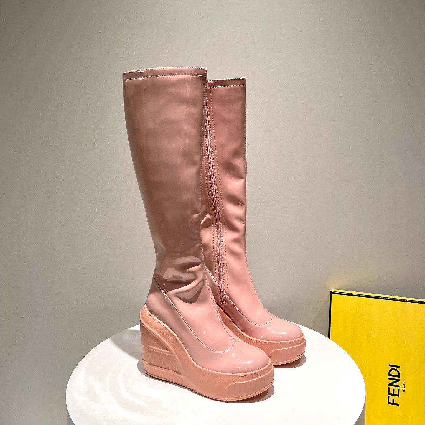 Fendi Fashion Show Pink Patent Leather Boots - EUR FASHION