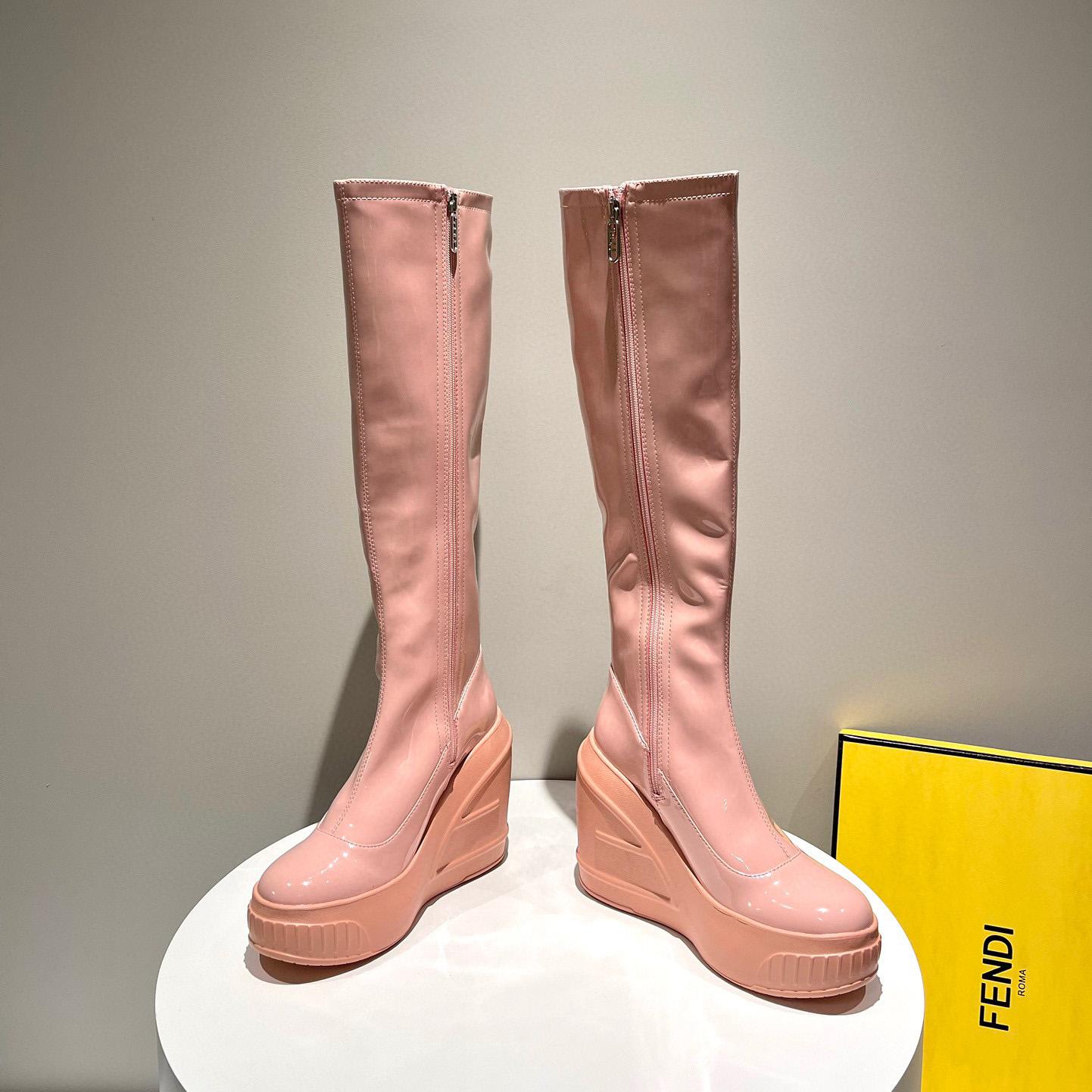 Fendi Fashion Show Pink Patent Leather Boots - EUR FASHION