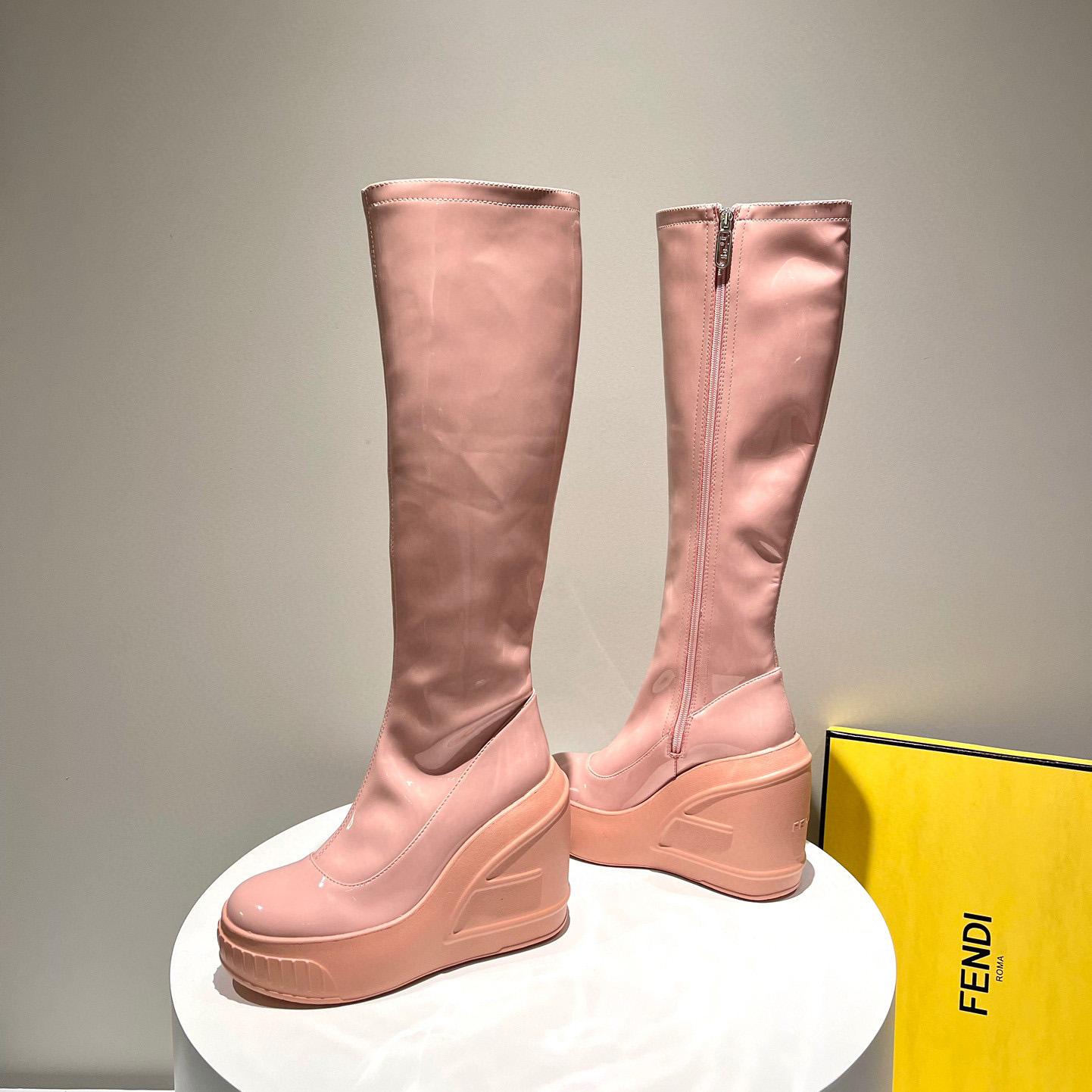 Fendi Fashion Show Pink Patent Leather Boots - EUR FASHION