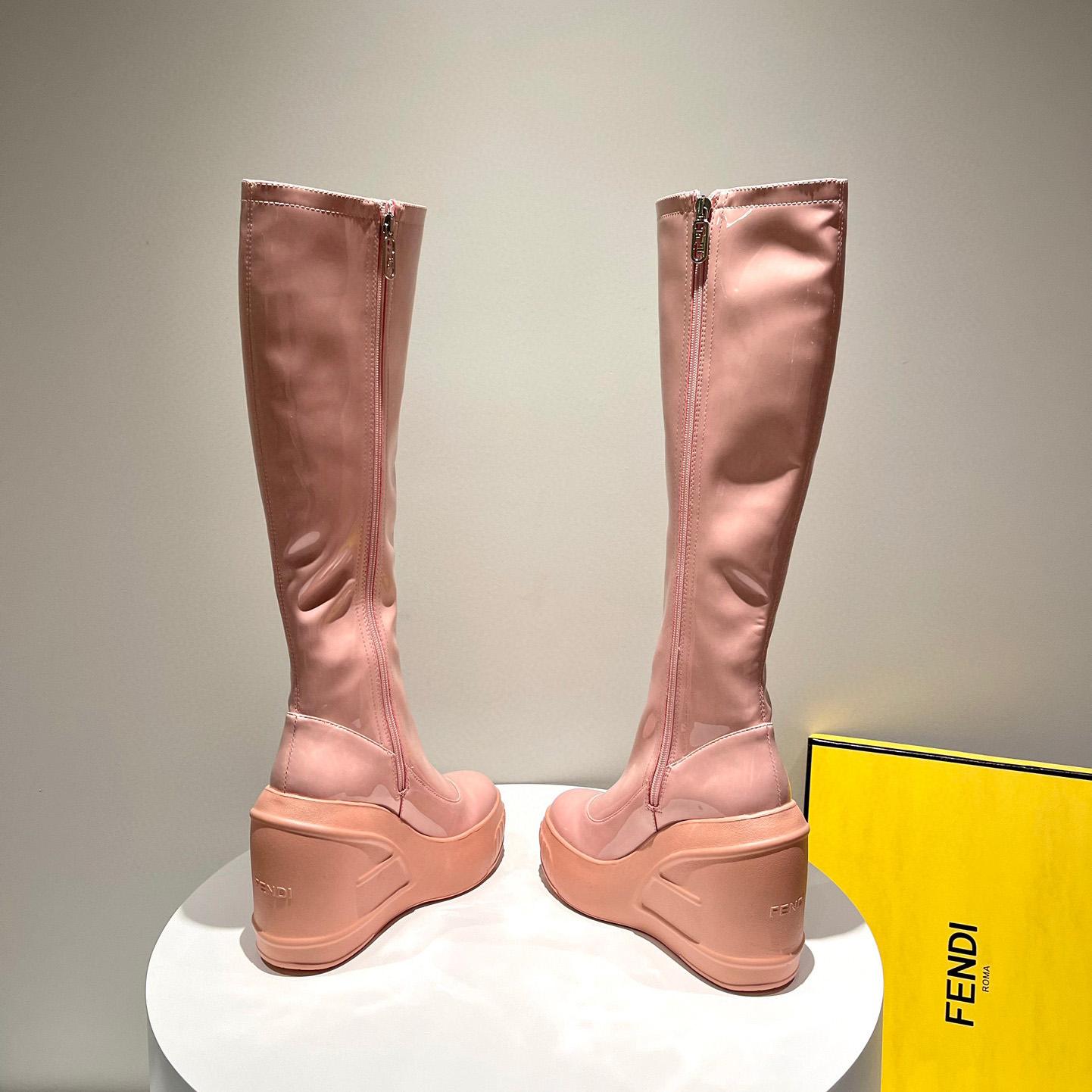 Fendi Fashion Show Pink Patent Leather Boots - EUR FASHION