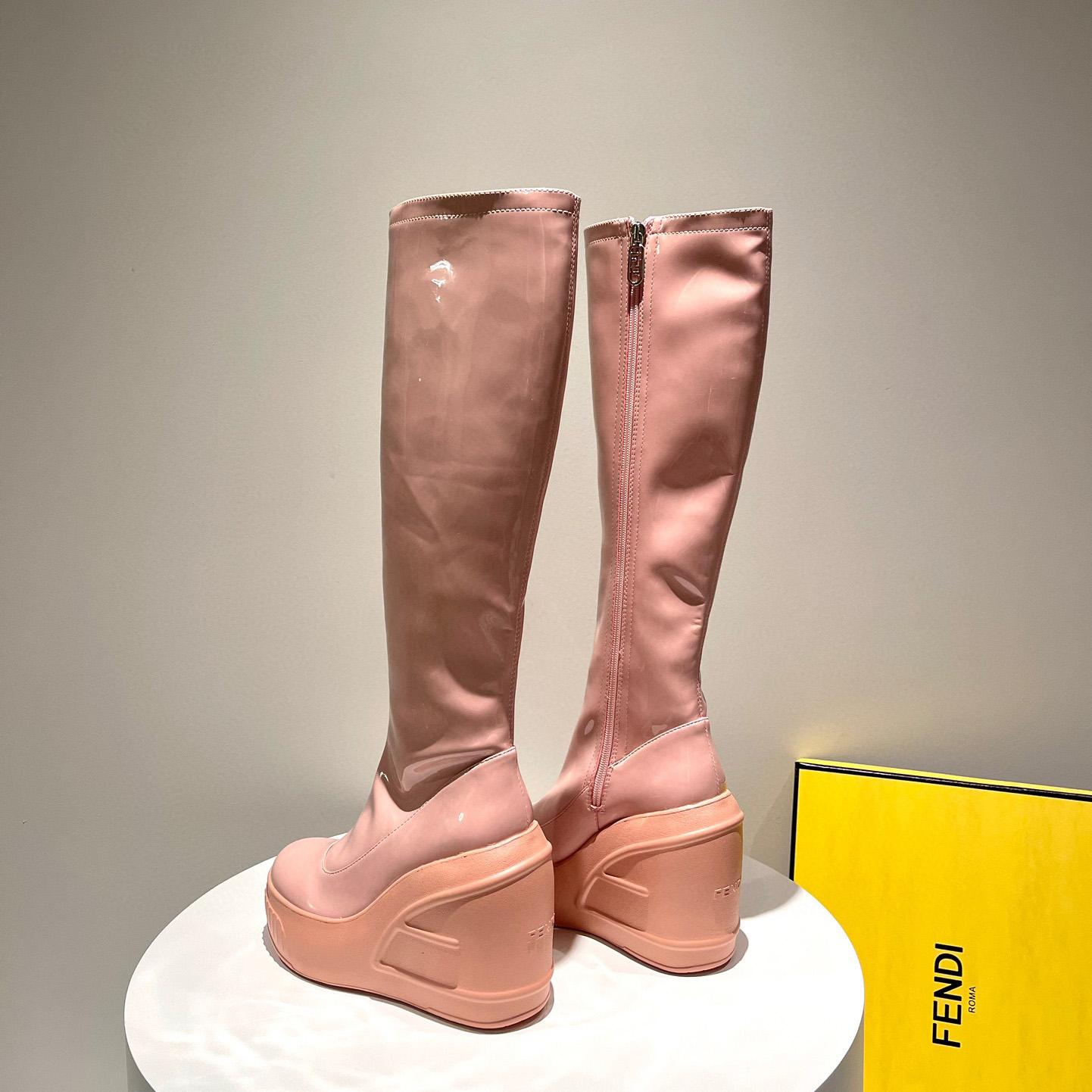 Fendi Fashion Show Pink Patent Leather Boots - EUR FASHION