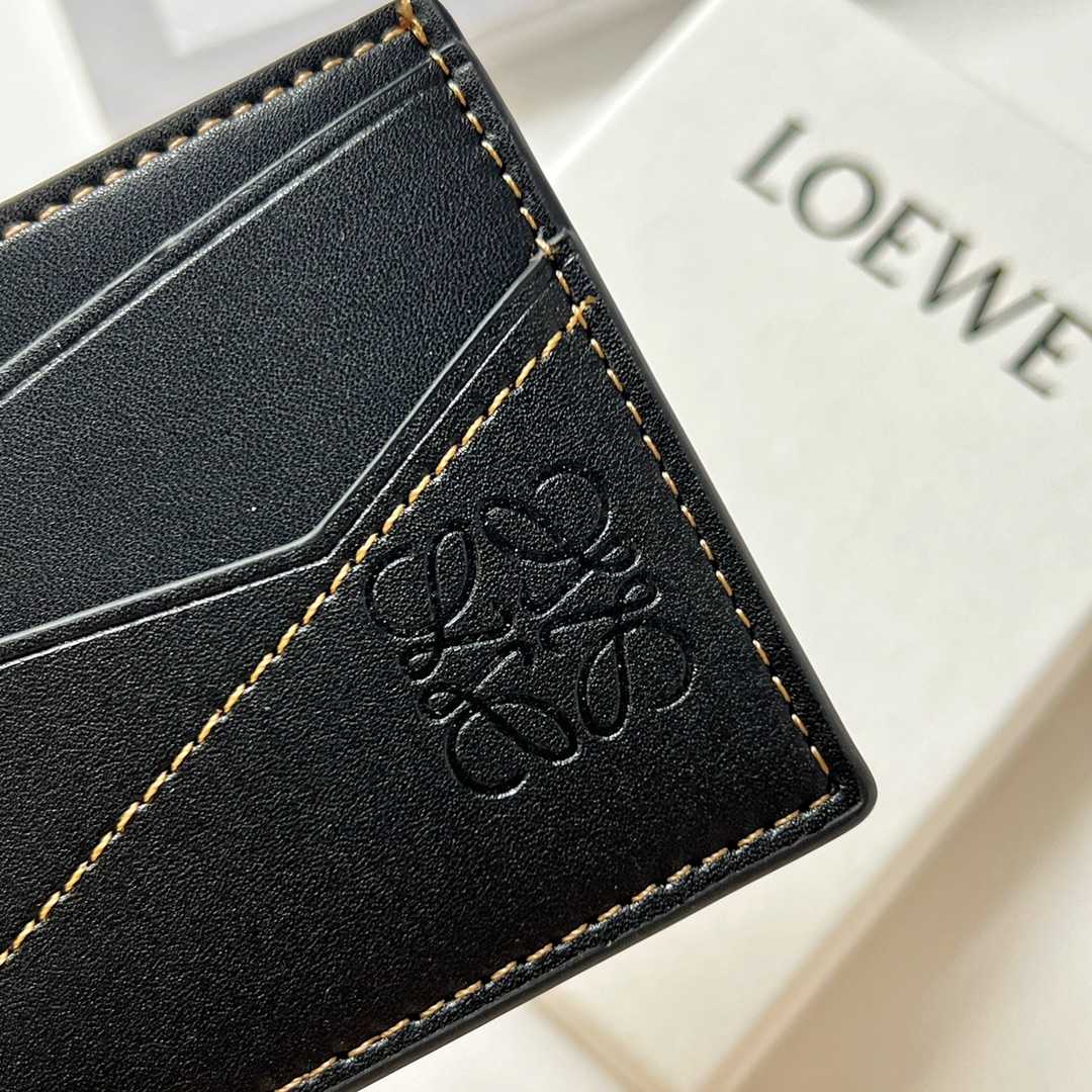 Loewe Puzzle Plain Cardholder (10x7.5cm) - EUR FASHION