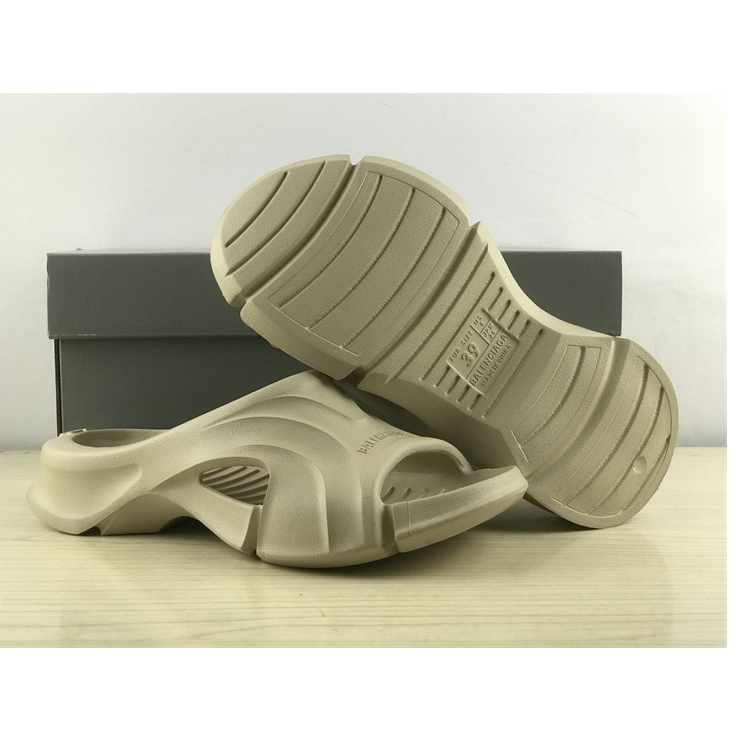 Balenciaga Mold Slide Sandal  - EUR FASHION