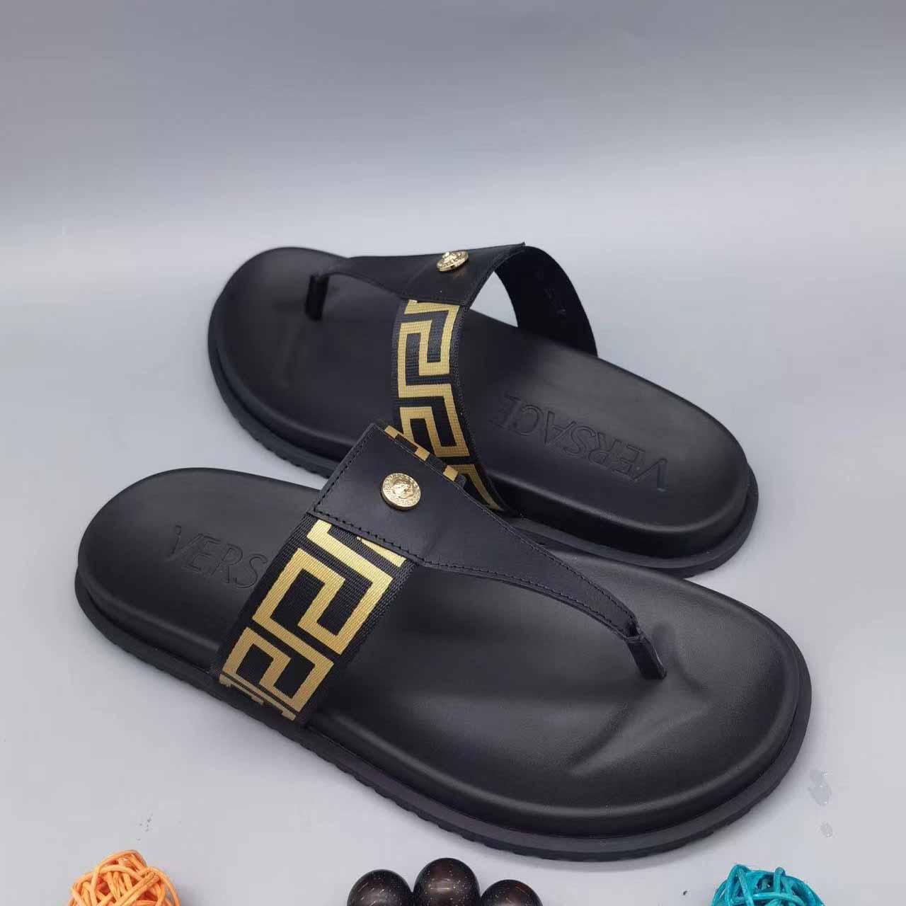 Versace Medusa Plaque Flip-Flop - EUR FASHION