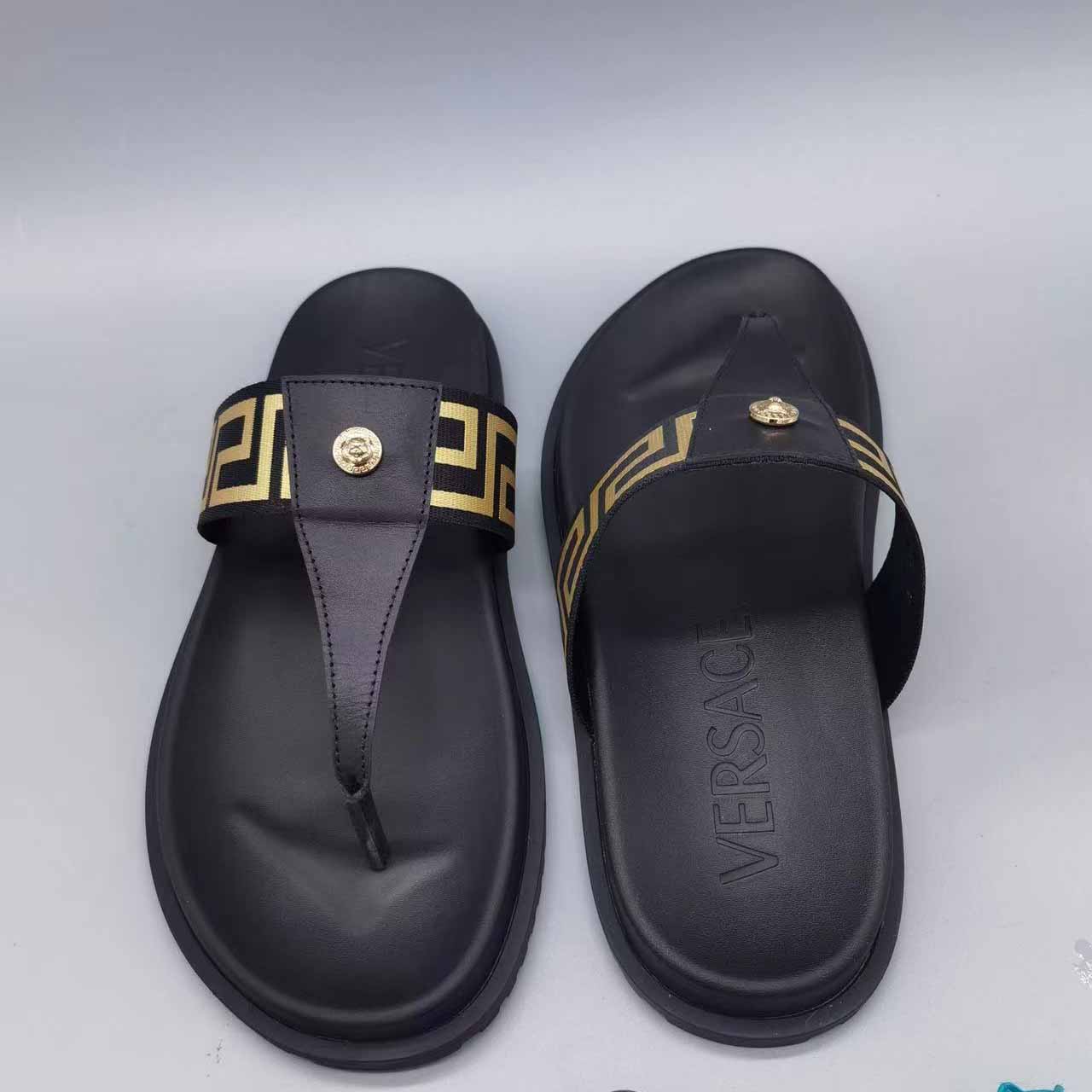 Versace Medusa Plaque Flip-Flop - EUR FASHION