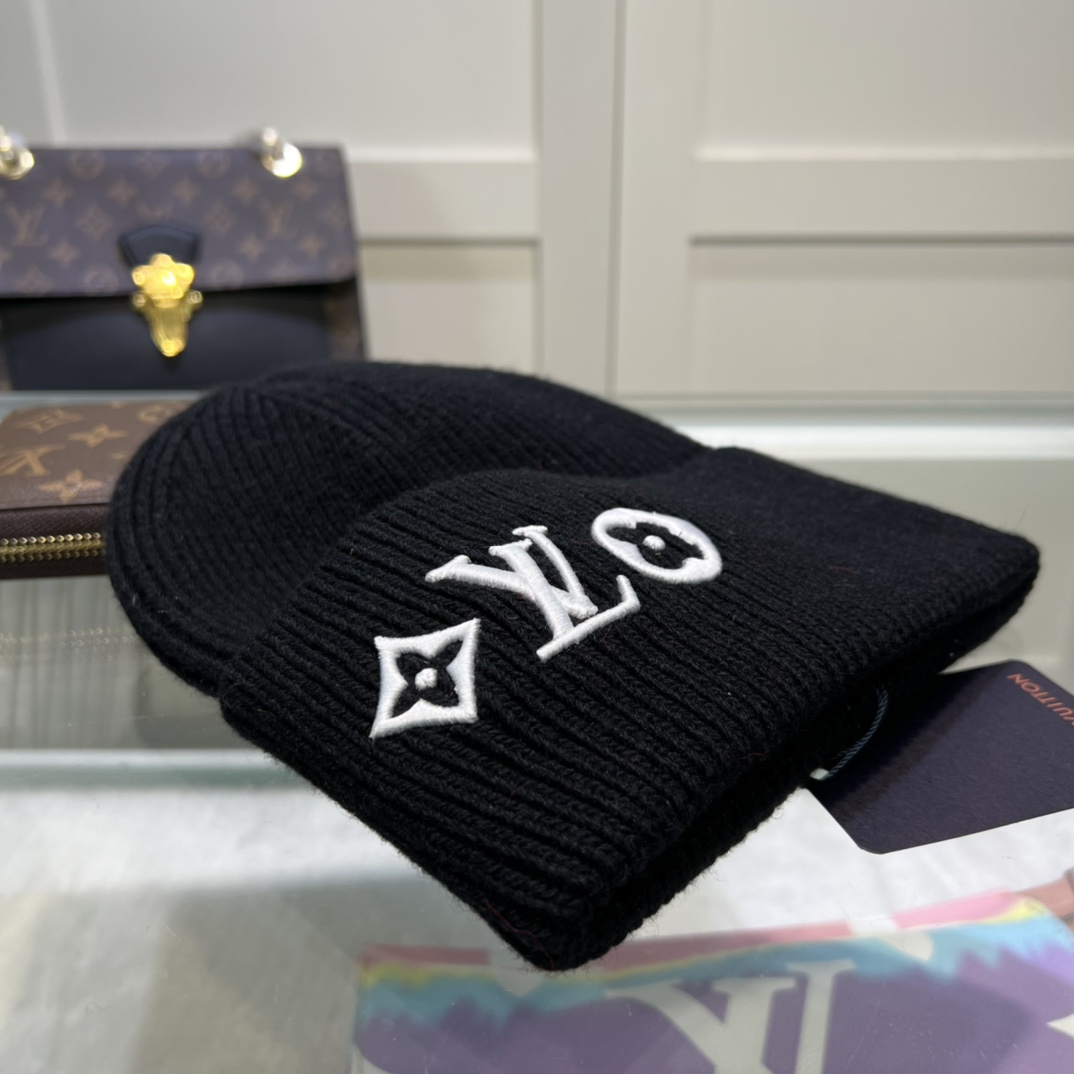 Louis Vuitton LV Headline Beanie    M77872 - EUR FASHION