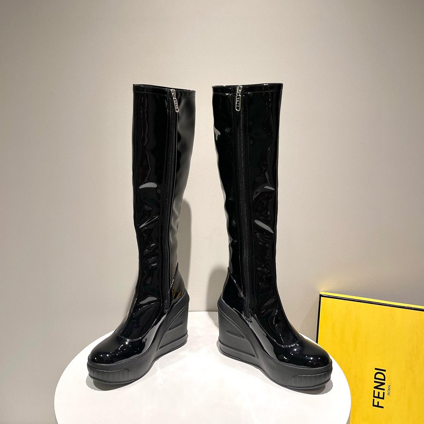 Fendi Fashion Show Black Patent Leather Boots - EUR FASHION