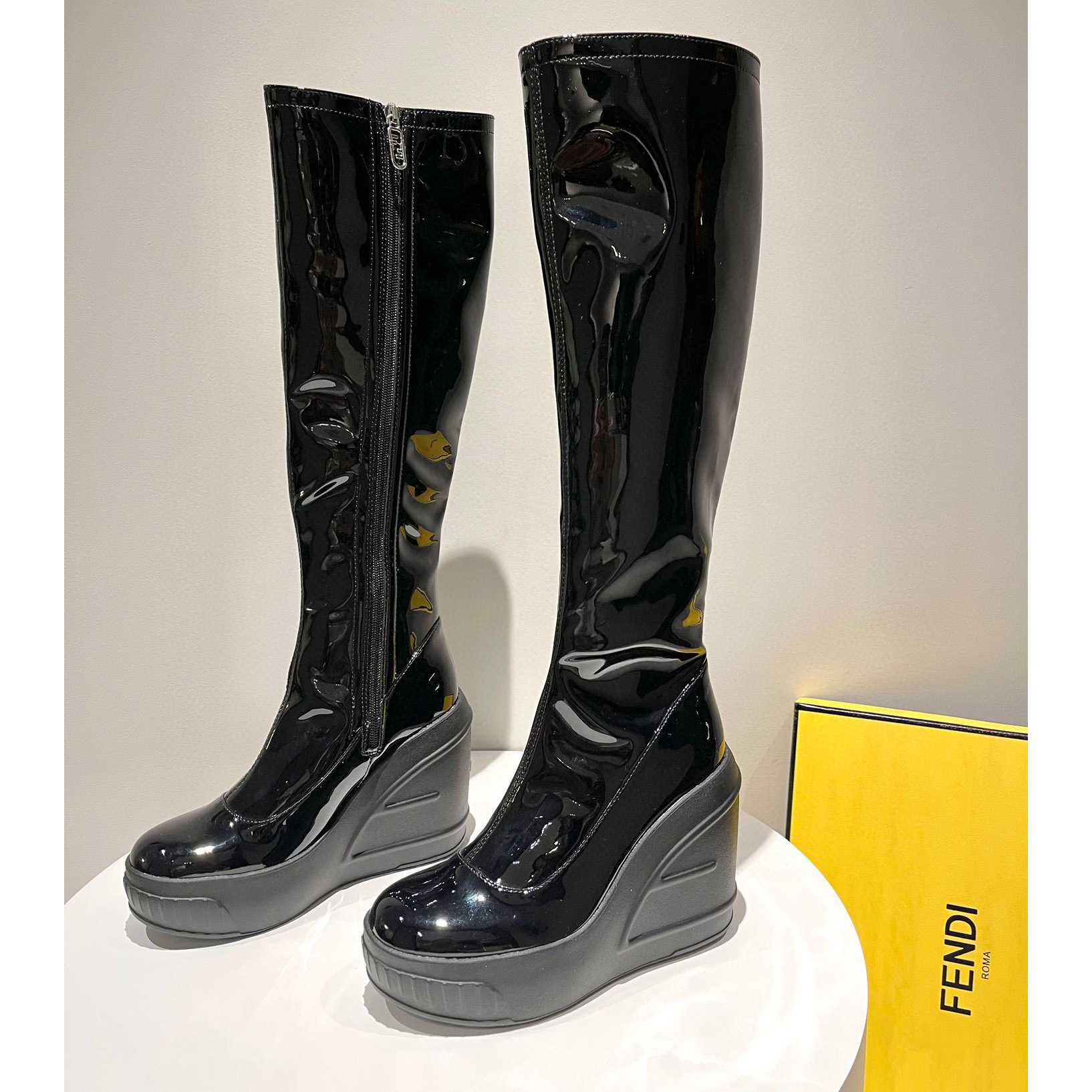 Fendi Fashion Show Black Patent Leather Boots - EUR FASHION