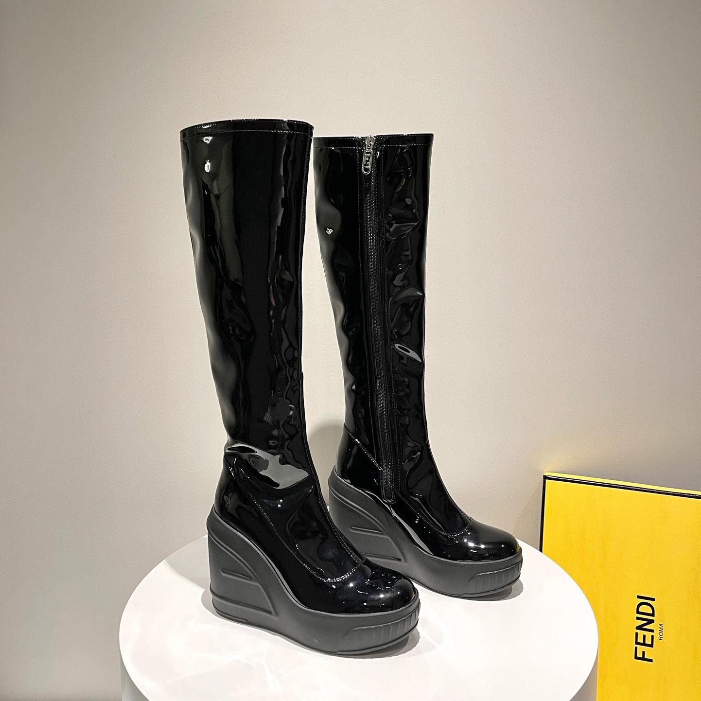 Fendi Fashion Show Black Patent Leather Boots - EUR FASHION