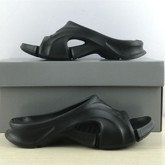 Balenciaga Mold Slide Sandal  - EUR FASHION