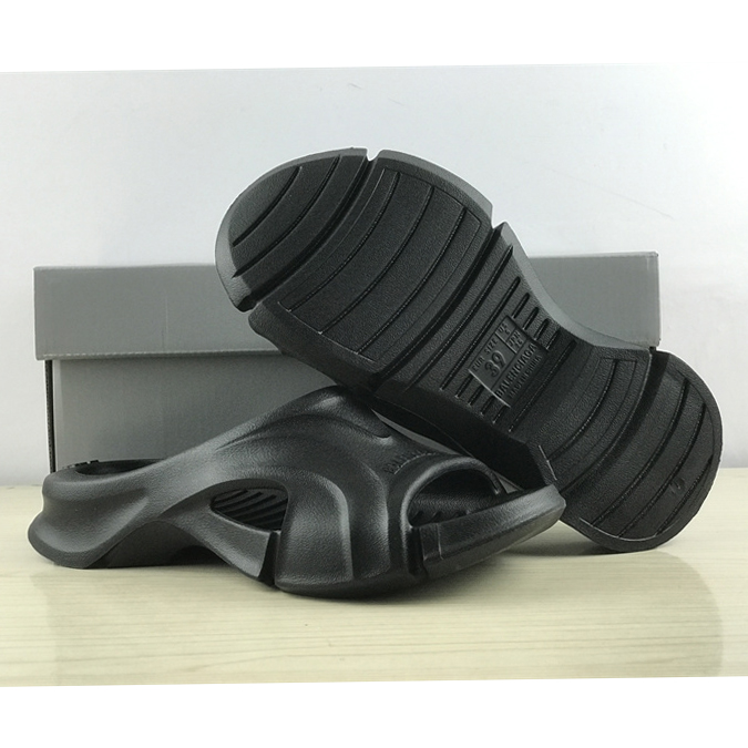 Balenciaga Mold Slide Sandal  - EUR FASHION