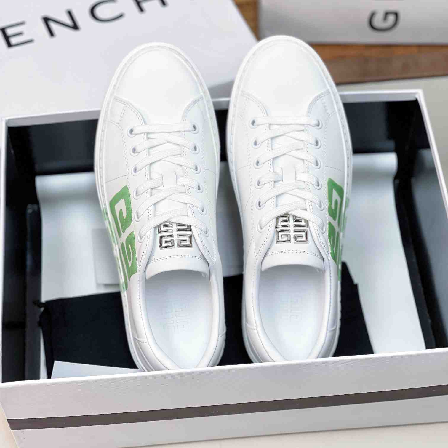 Givenchy City Sport Sneakers In Leather - EUR FASHION