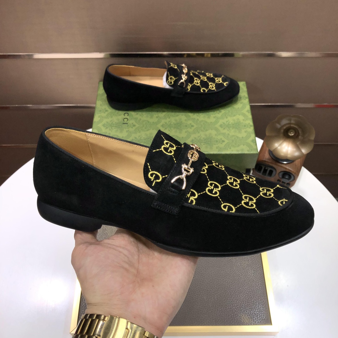 Gucci Jordaan GG Velvet Loafer - EUR FASHION