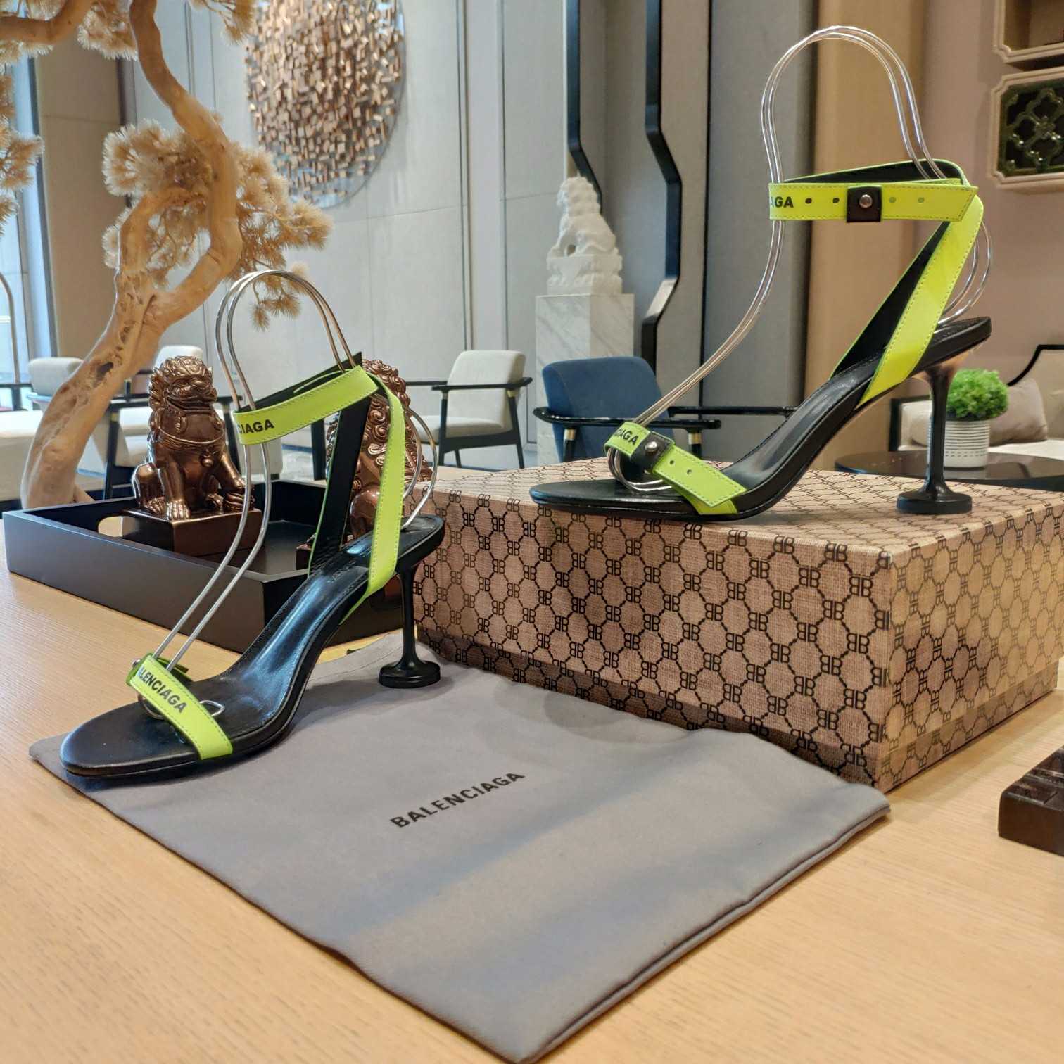 Balenciaga Afterhour Logo Ankle-strap Sandals In Fluorescent Yellow Black - EUR FASHION