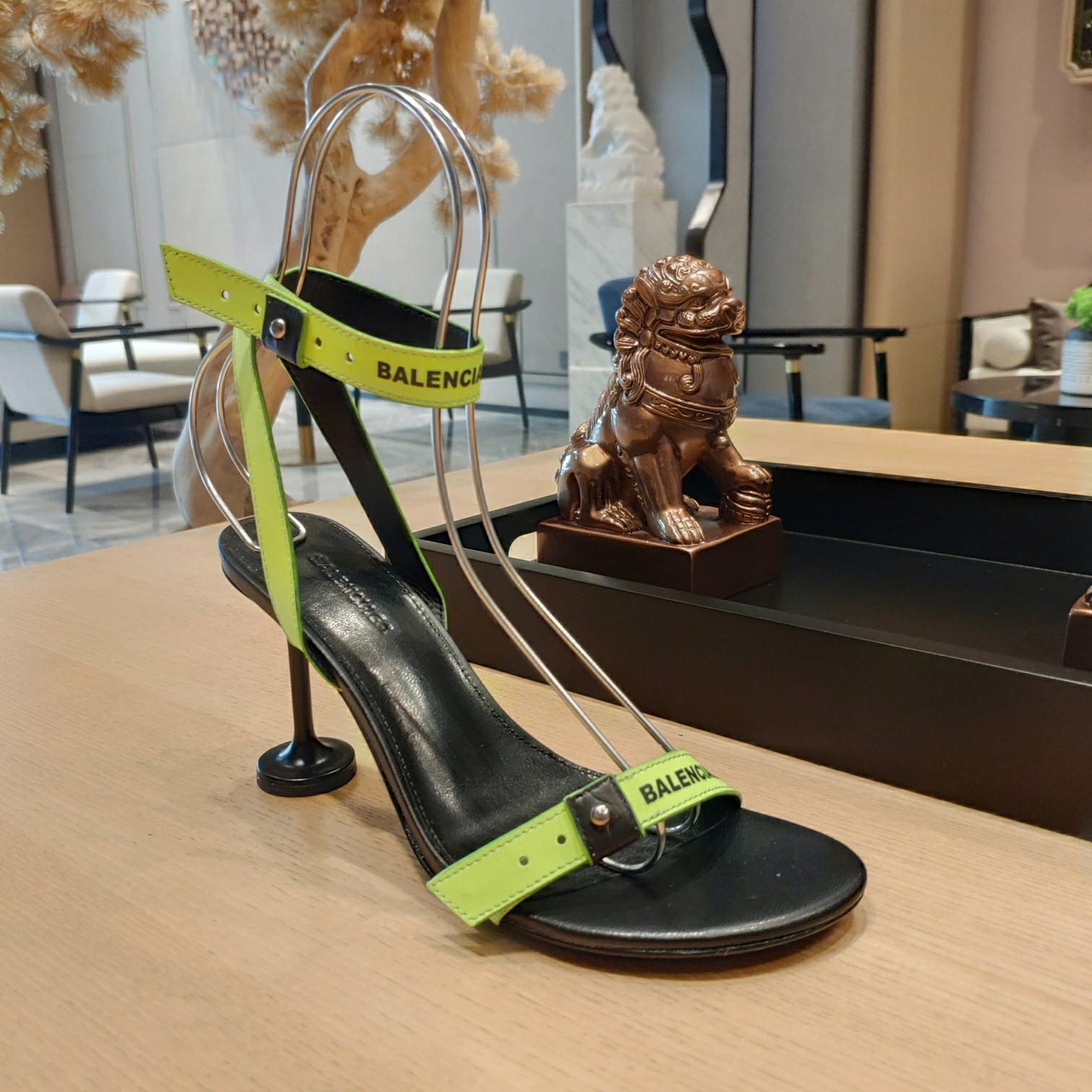 Balenciaga Afterhour Logo Ankle-strap Sandals In Fluorescent Yellow Black - EUR FASHION