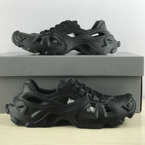 Balenciaga HD Lace-Up Sneaker In Black - EUR FASHION