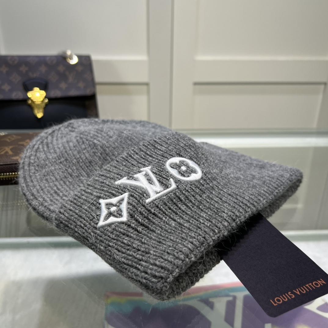 Louis Vuitton LV Headline Beanie - EUR FASHION