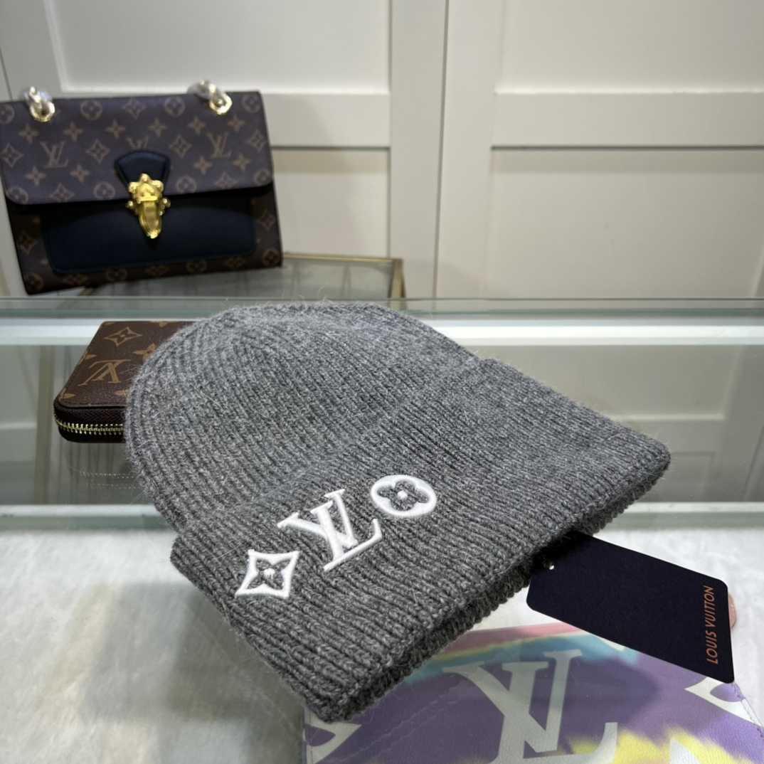 Louis Vuitton LV Headline Beanie - EUR FASHION