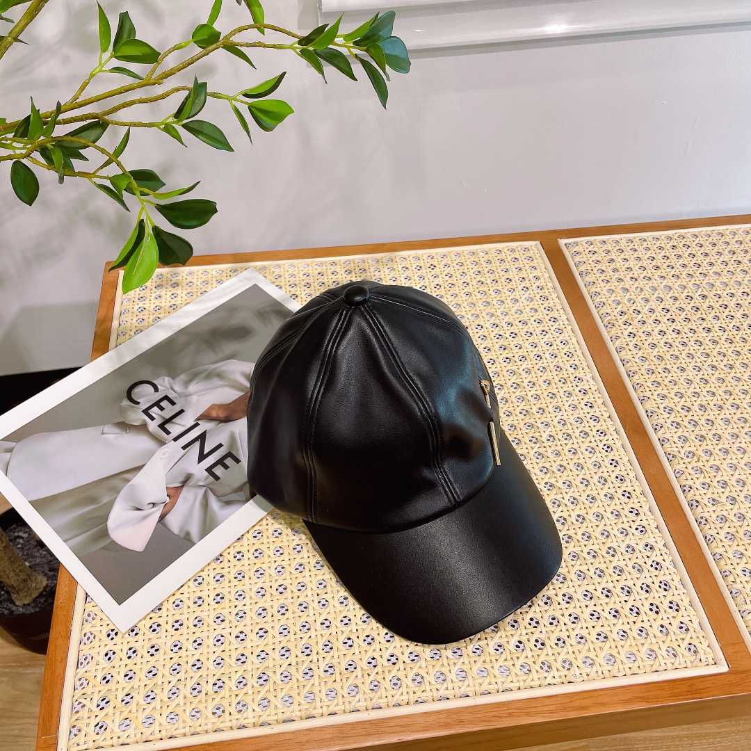 Louis Vuitton LV Pin Leather Cap    - EUR FASHION