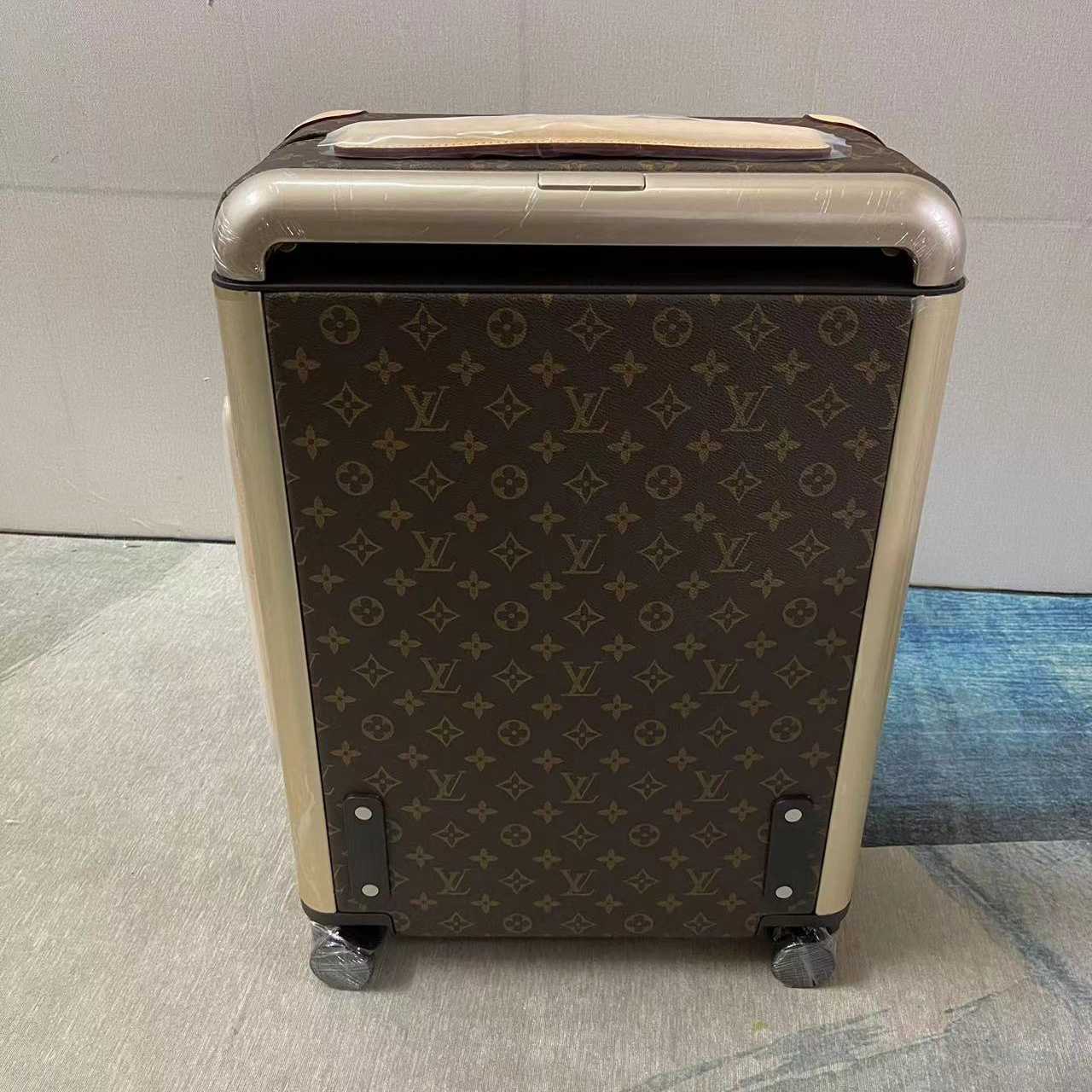 Louis Vuitton  Luggage - EUR FASHION