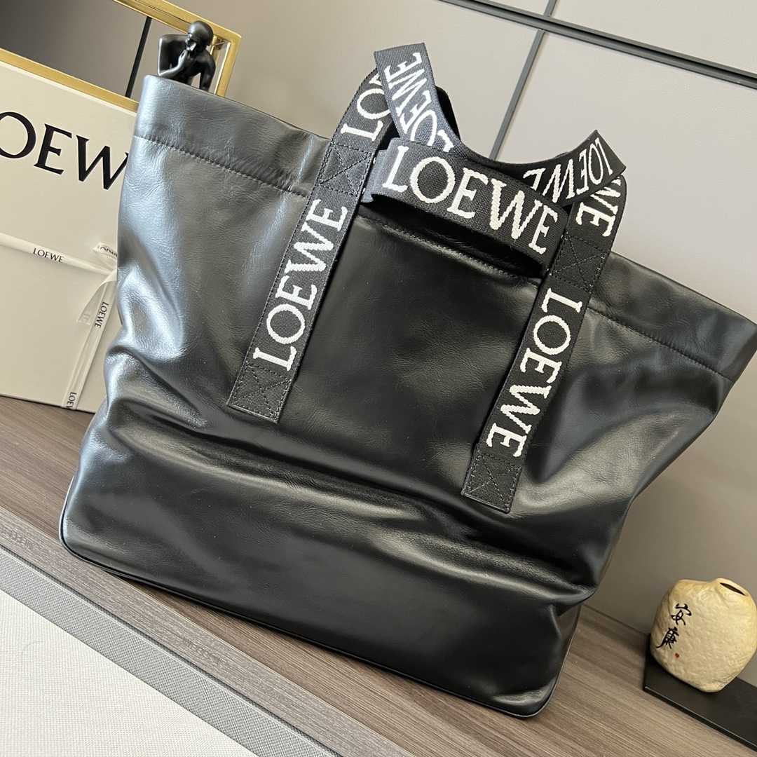 Loewe Fold Shopper In Paper Calfskin - EUR FASHION