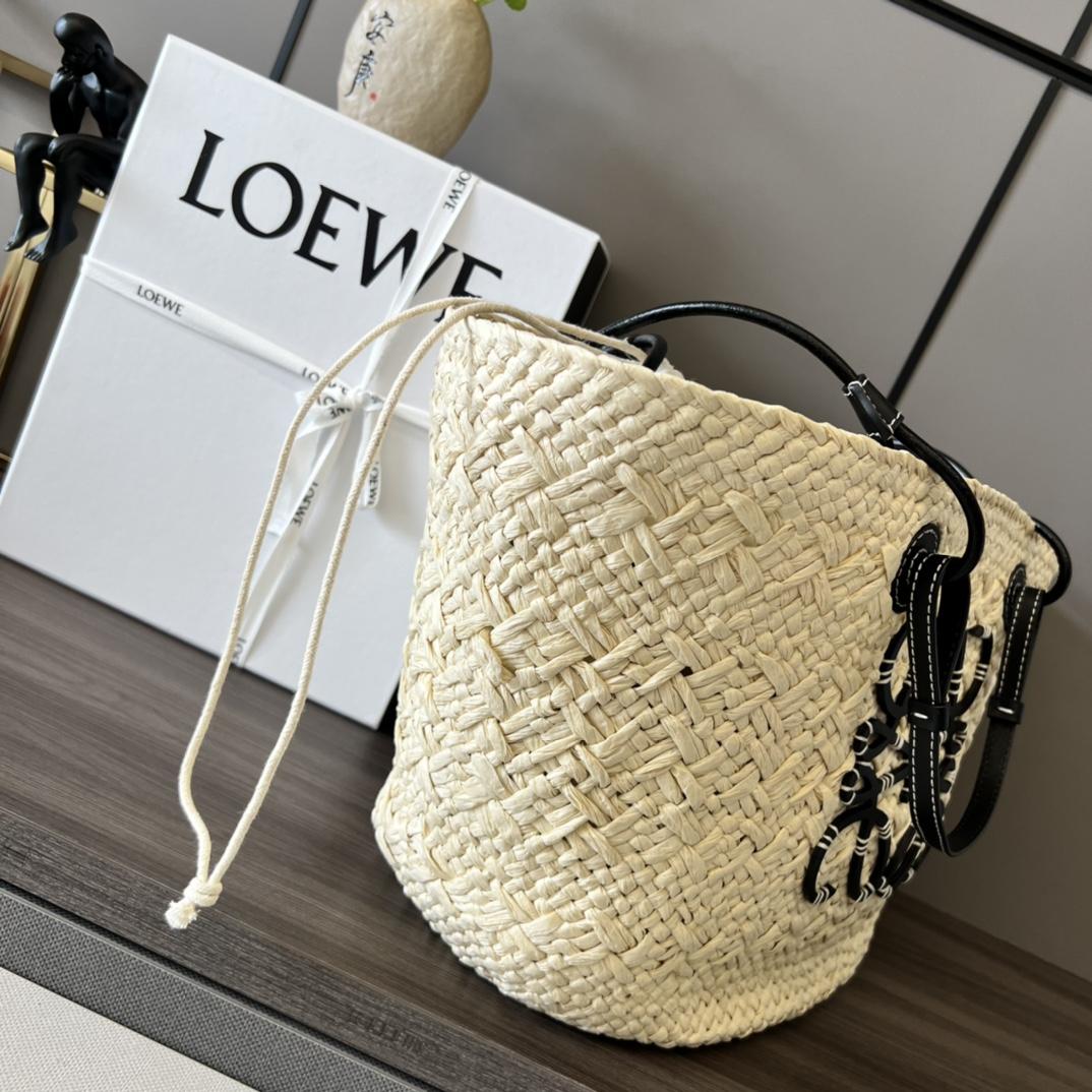 Loewe Anagram Basket Bag In Iraca Palm And Calfskin - EUR FASHION