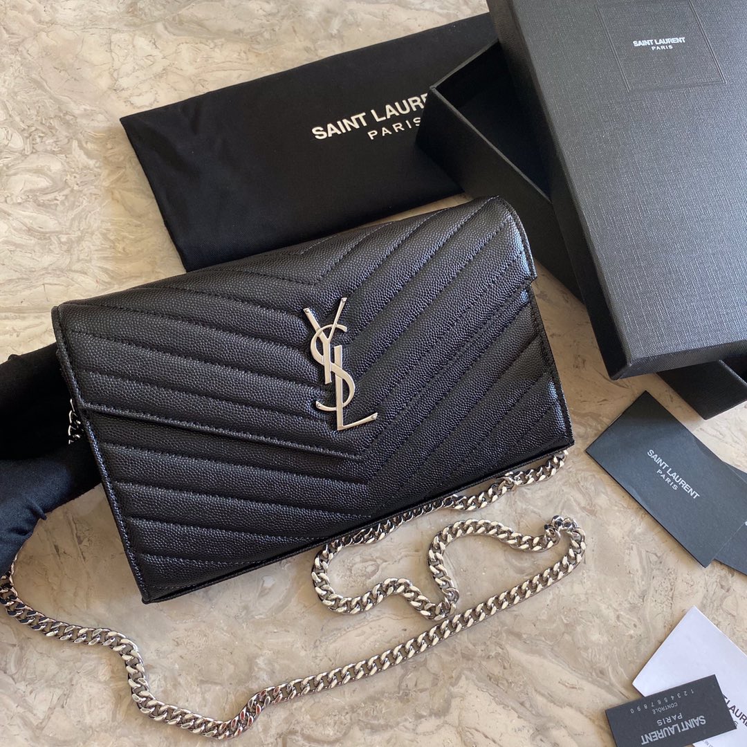 Saint Laurent Cassandre Matelasse Envelope Chain Wallet In Grain De Poudre Embossed Leather - EUR FASHION