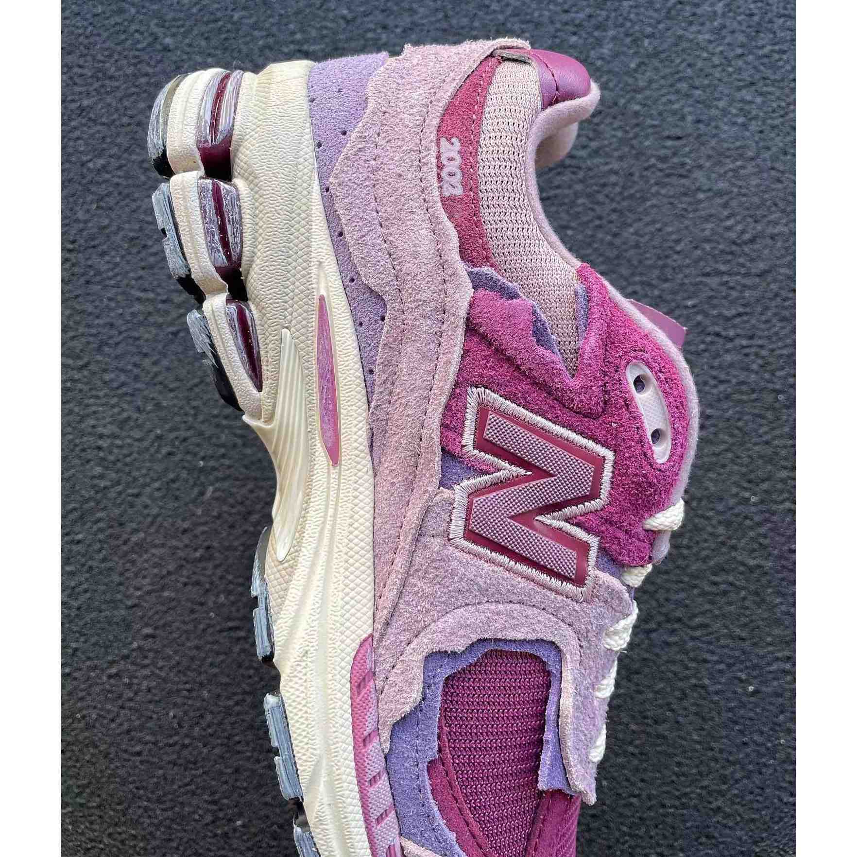 New Balance 2002R Protection Pack 