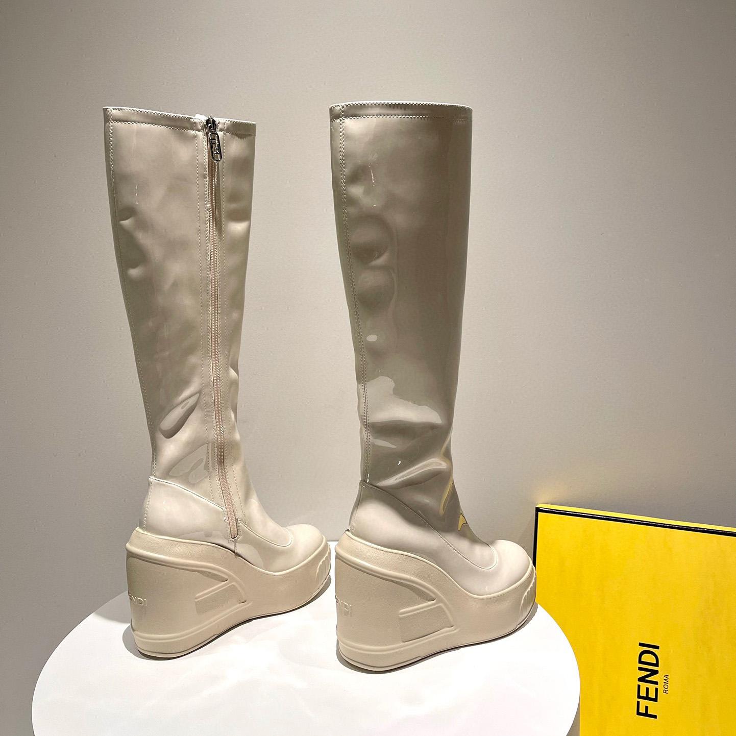 Fendi Fashion Show White Patent Leather Boots - EUR FASHION