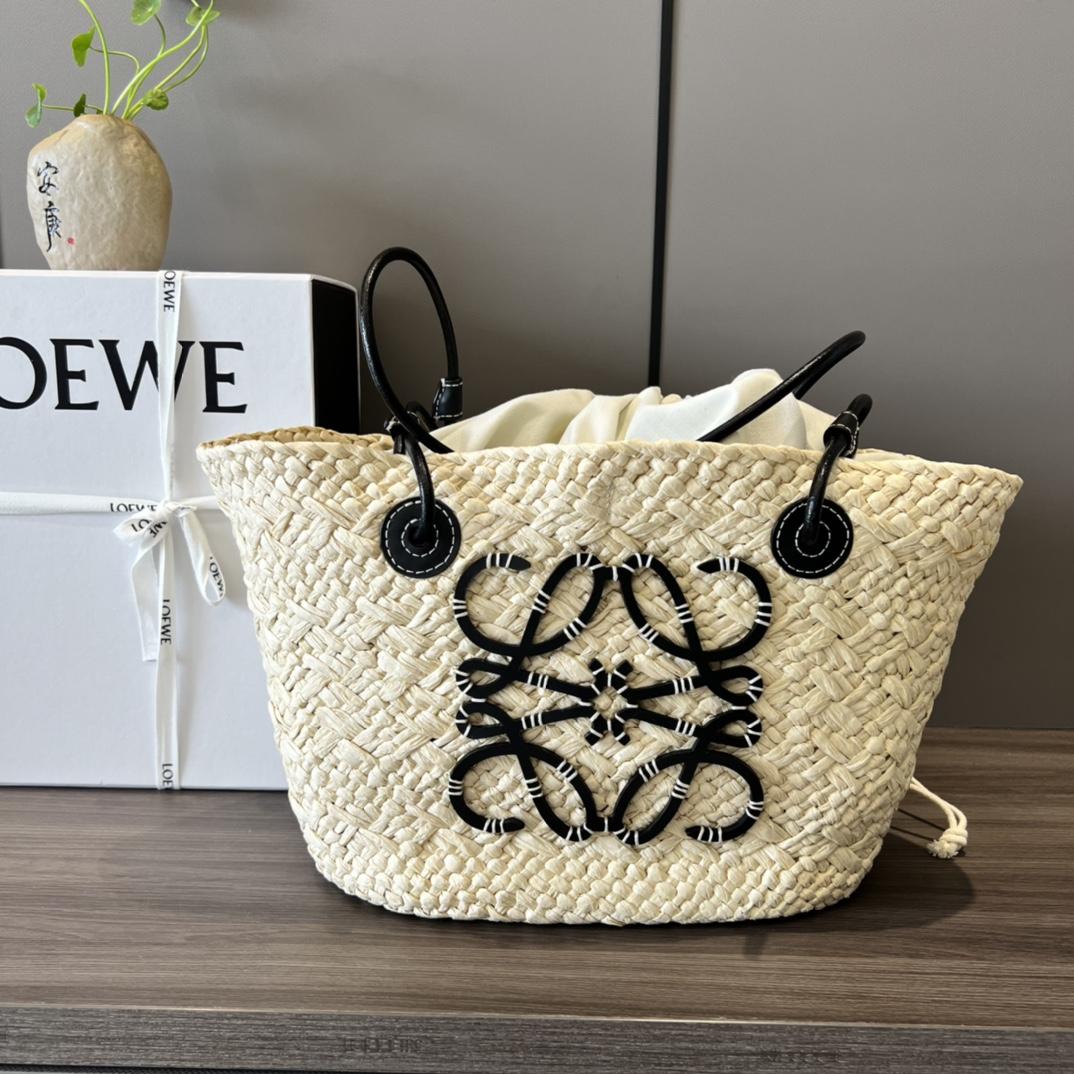 Loewe Small Anagram Basket Bag In Iraca Palm And Calfskin - EUR FASHION