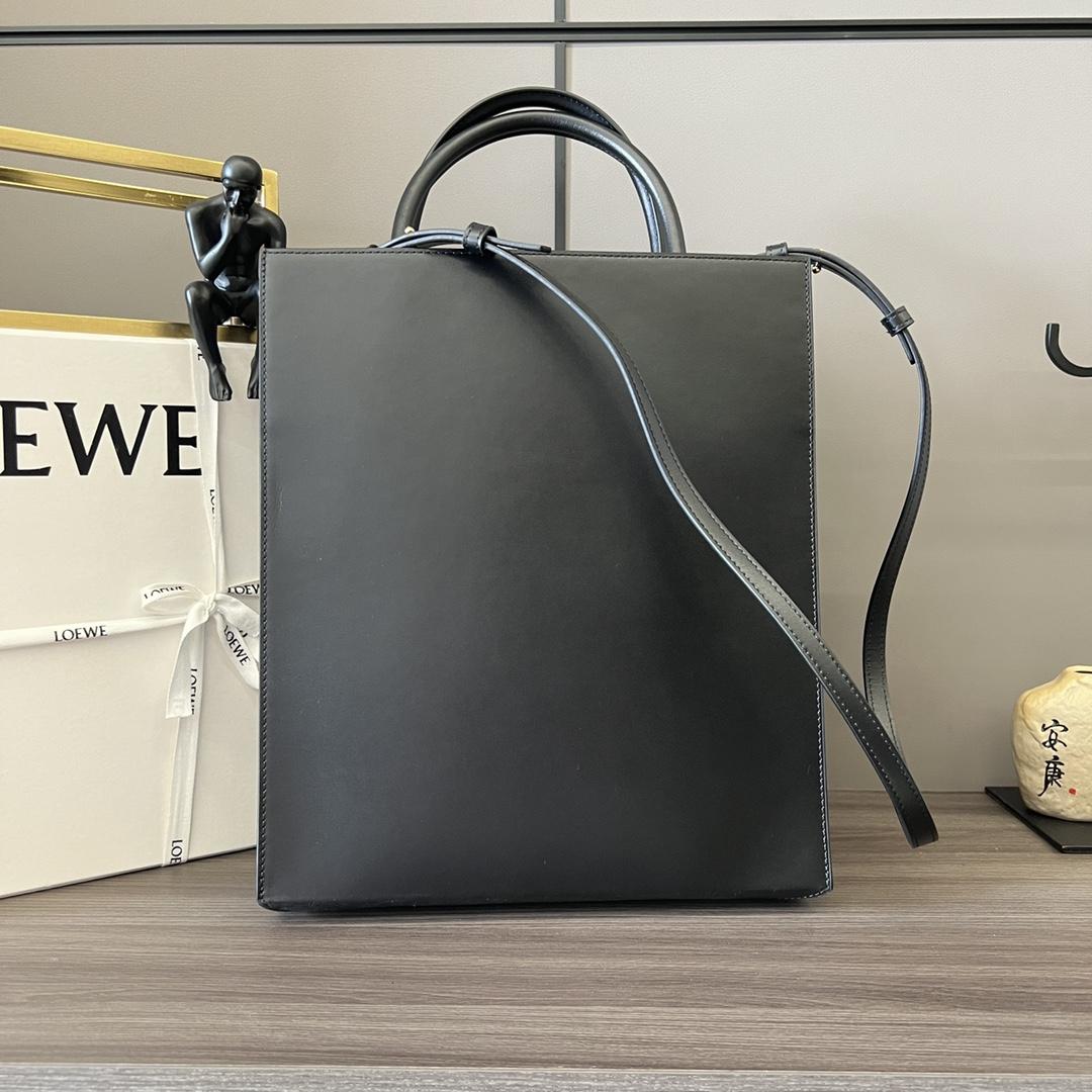 Loewe Standard A4 Tote In Sleek Calfskin - EUR FASHION