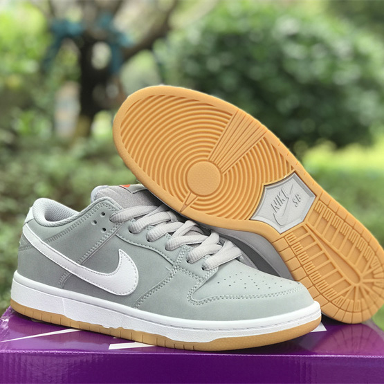 Nike SB Dunk Low “Grey Gum” Sneakers     DV5464-001 - EUR FASHION